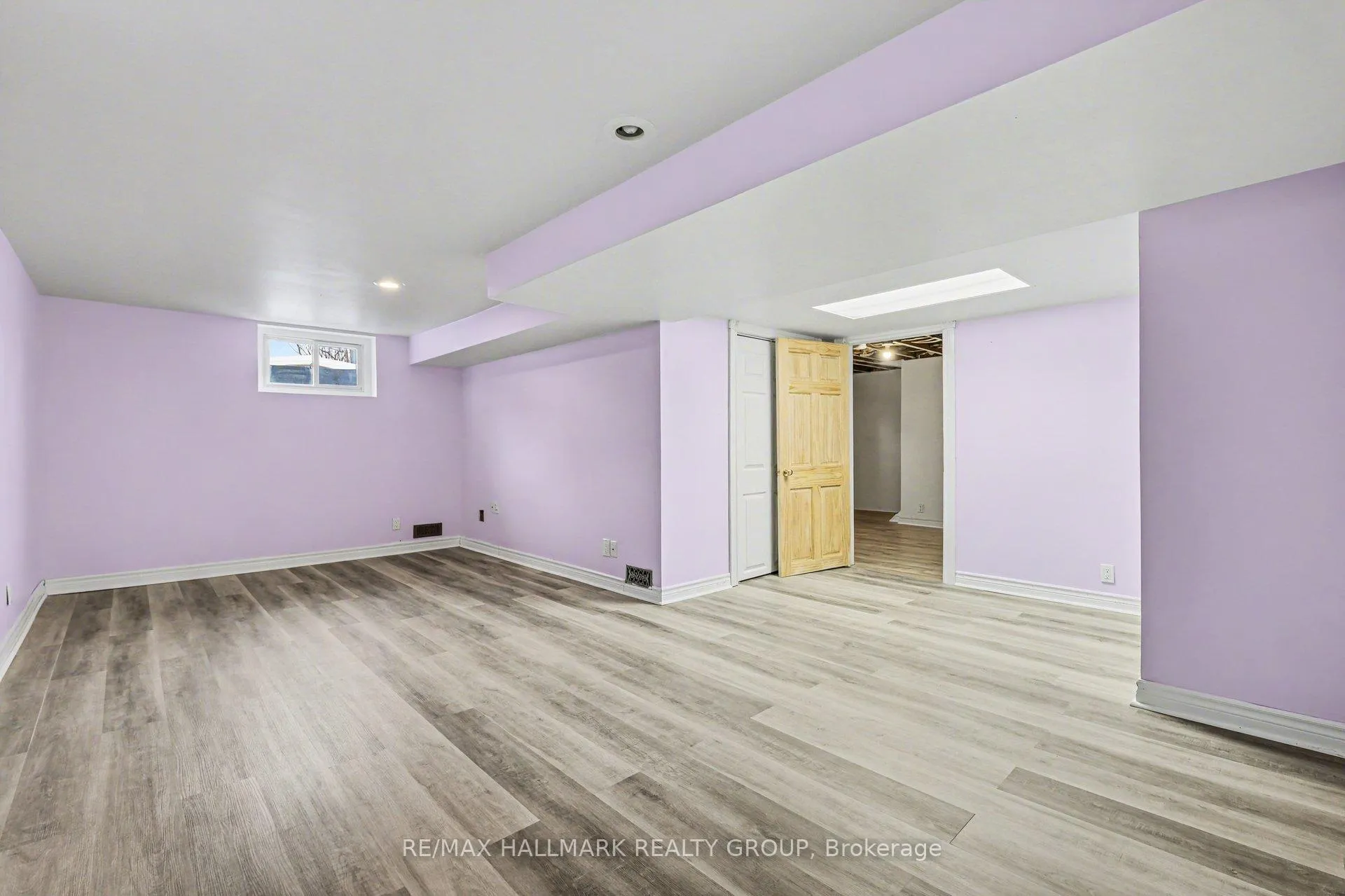Photo 8 of 1530 Weyburn Street, Ottawa, Riverview Park — HOMEH