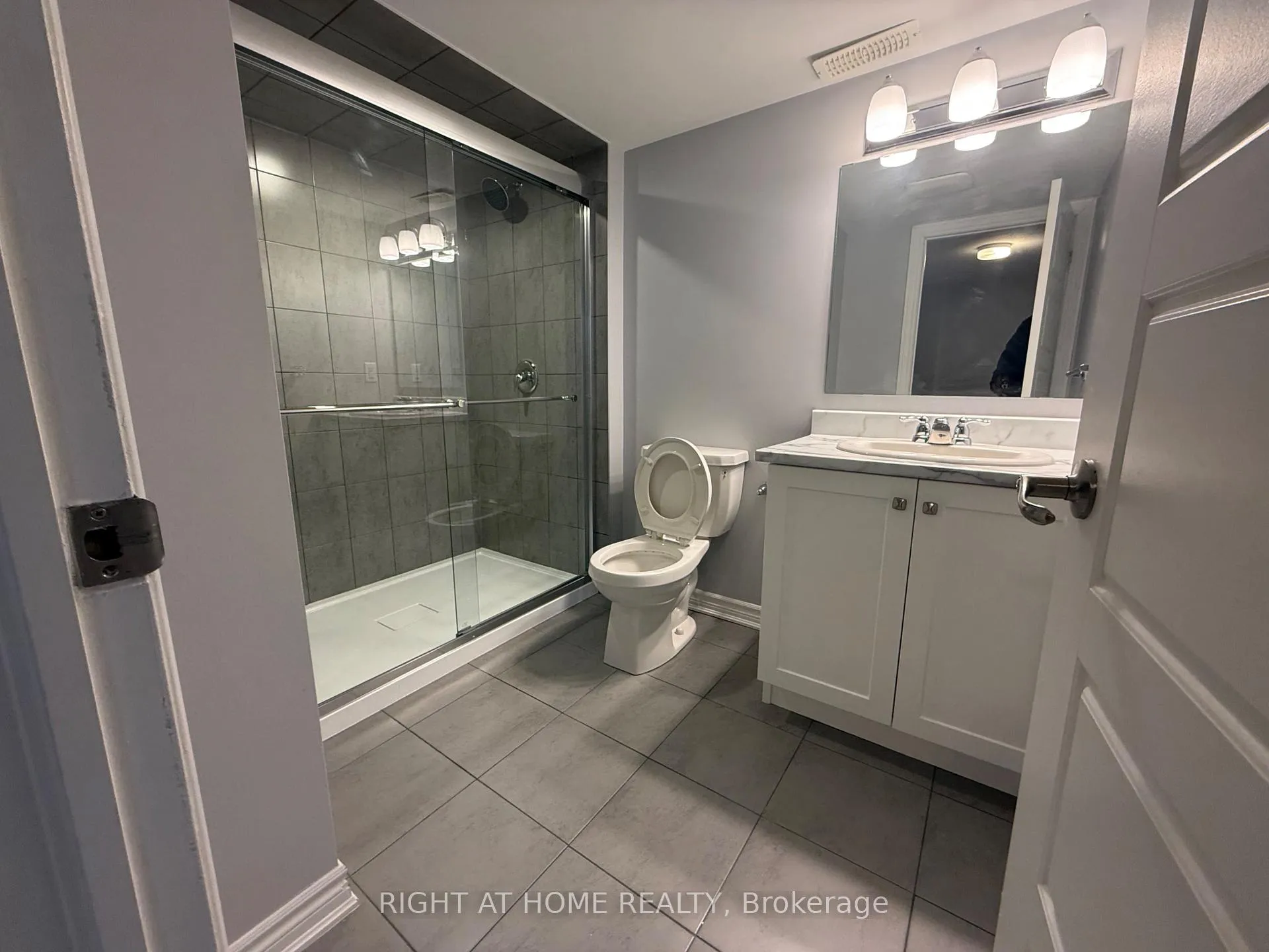Photo 14 of Unit 435, 314 Pilot Private, Ottawa, Kanata - Emerald Meadows/Trailwest — HOMEH