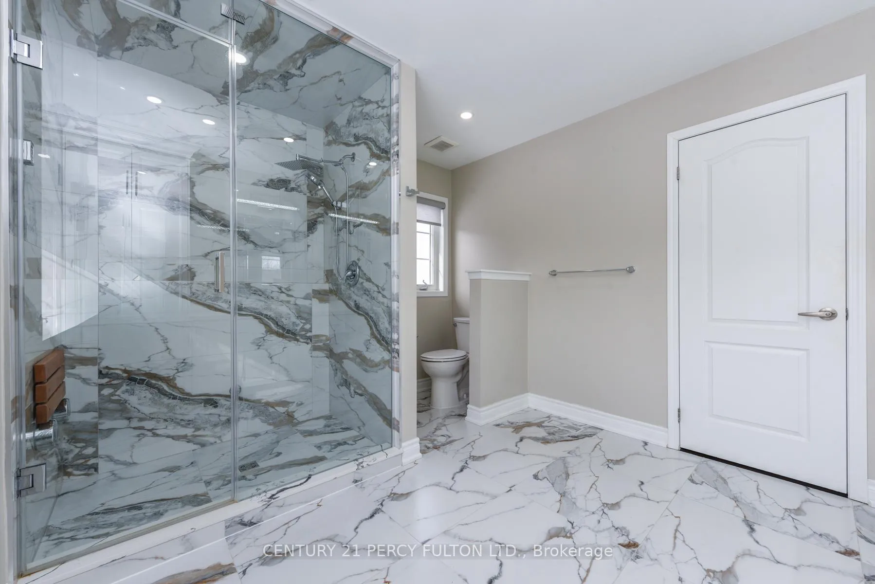 Photo 44 of Unit Main & 2nd, 1040 Foxtail Crescent, Pickering, Rural Pickering — HOMEH