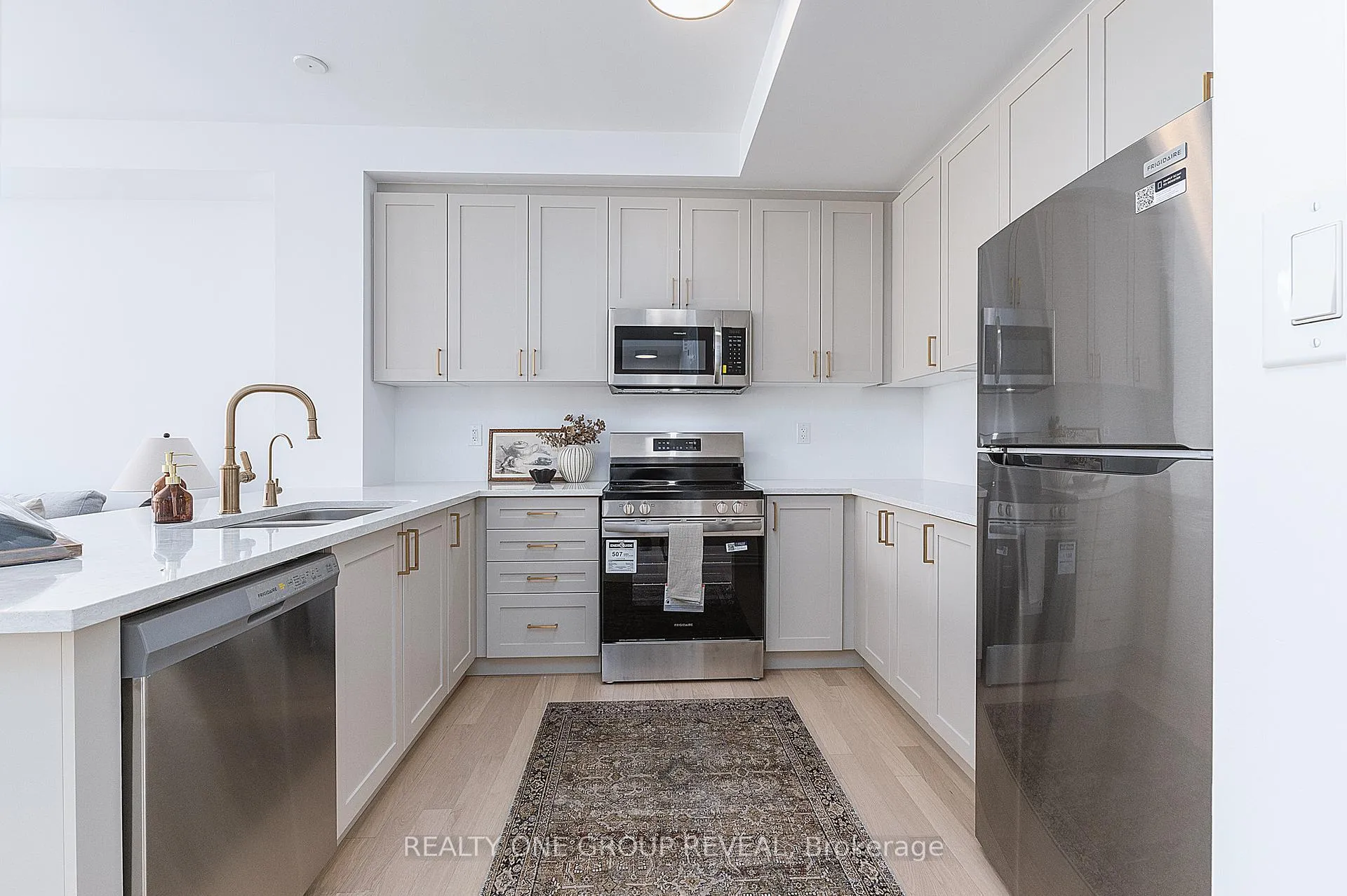 Photo 7 of 103 Avani Avenue, Markham, Rural Markham — HOMEH