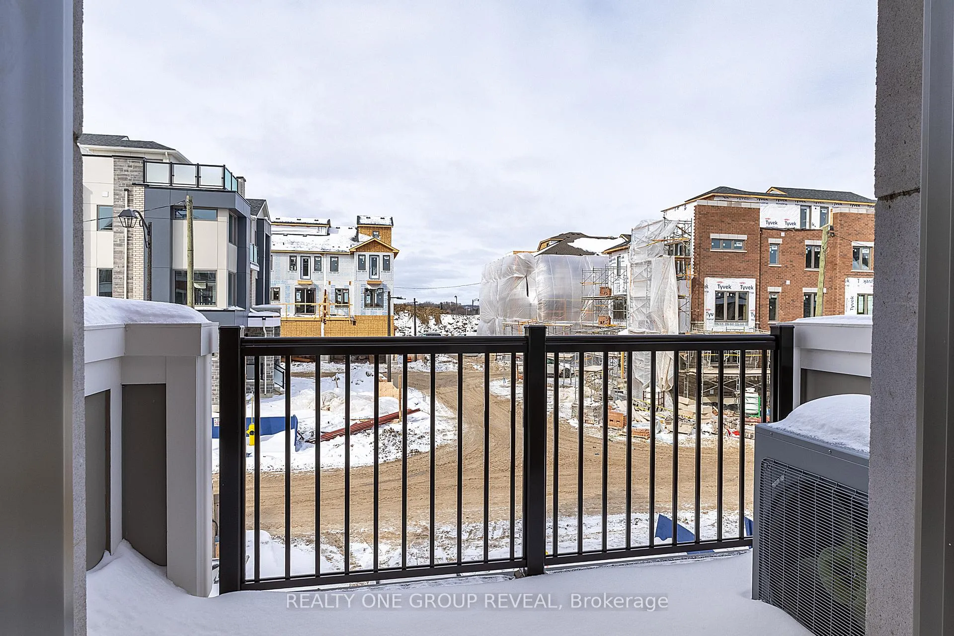 Photo 14 of 103 Avani Avenue, Markham, Rural Markham — HOMEH