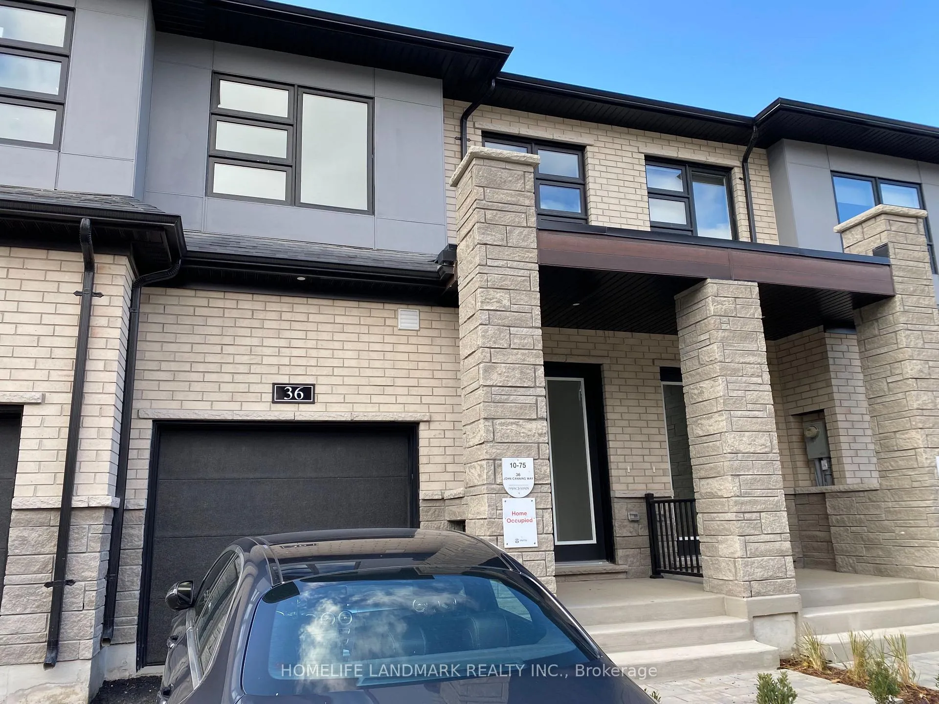 Photo 3 of 36 John Canning Way E, Markham, Unionville — HOMEH