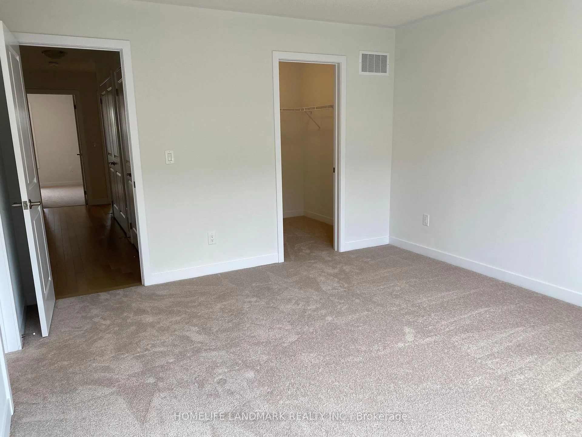 Photo 32 of 36 John Canning Way E, Markham, Unionville — HOMEH