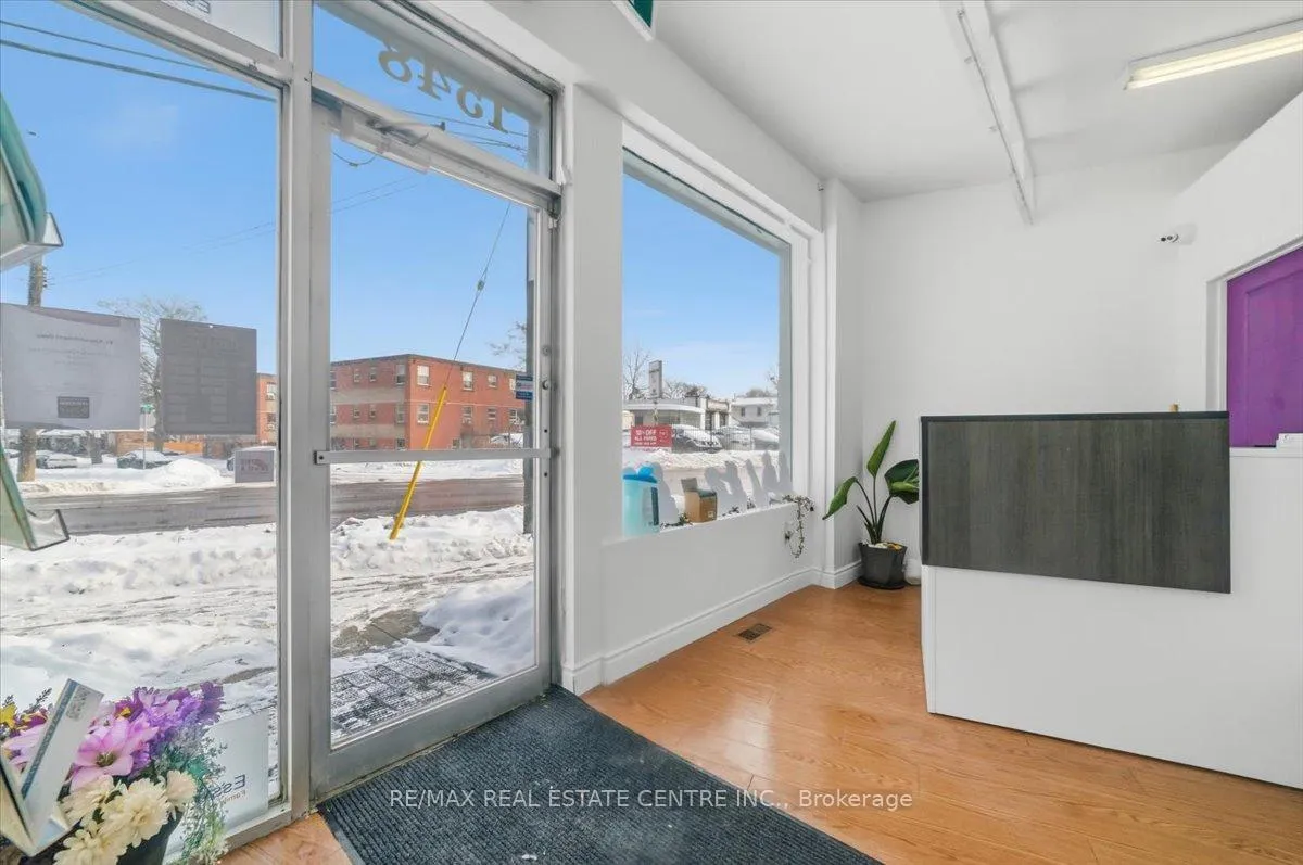 Photo 2 of 1548 King Street E, Hamilton, Delta — HOMEH