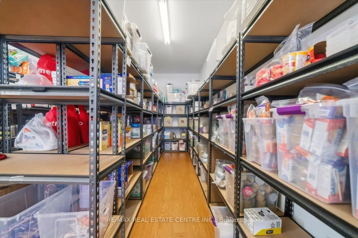 Photo 8 of 1548 King Street E, Hamilton, Delta — HOMEH