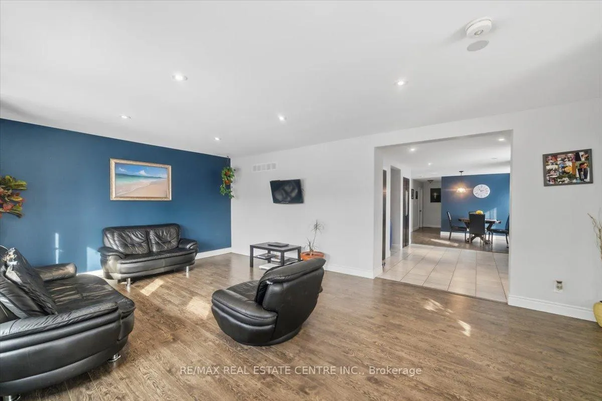 Photo 13 of 1548 King Street E, Hamilton, Delta — HOMEH