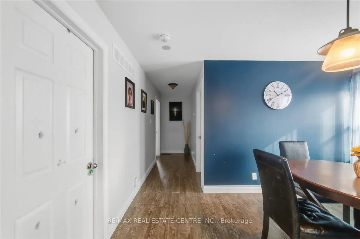 Photo 17 of 1548 King Street E, Hamilton, Delta — HOMEH