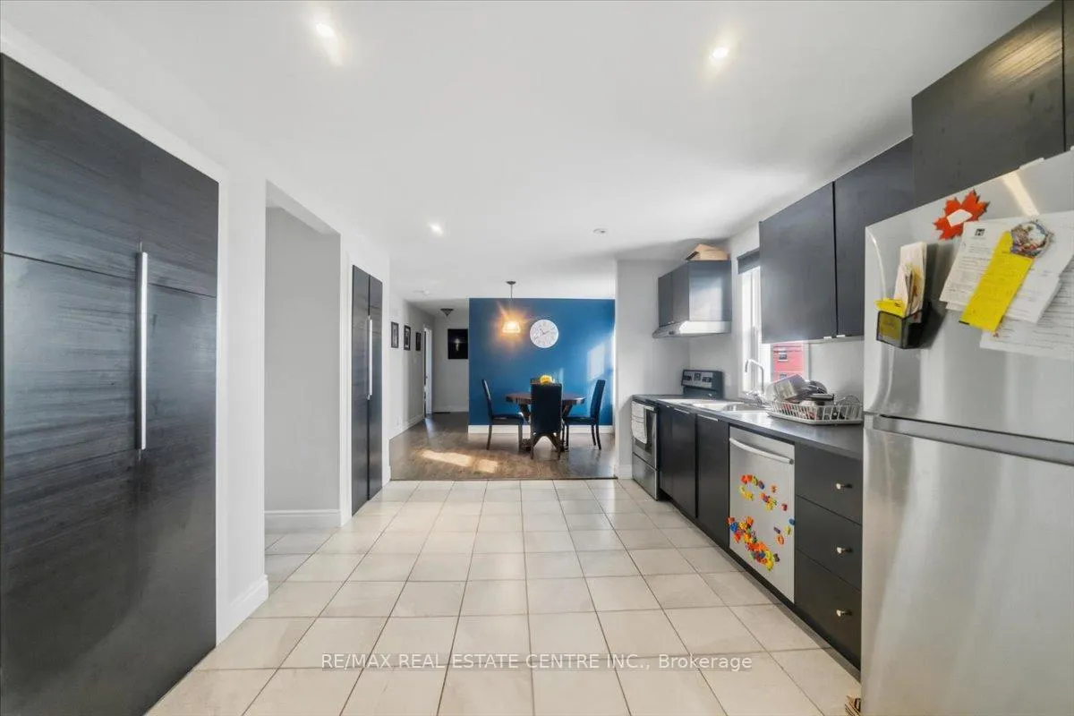 Photo 18 of 1548 King Street E, Hamilton, Delta — HOMEH