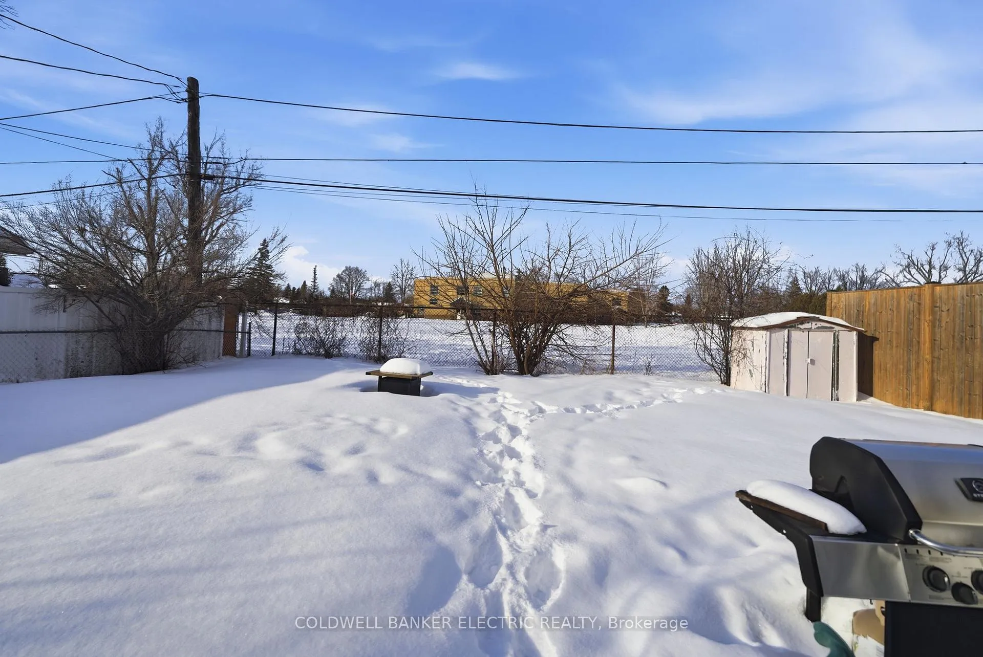 Photo 29 of 756 Barbara Crescent, Peterborough, Otonabee Ward 1 — HOMEH