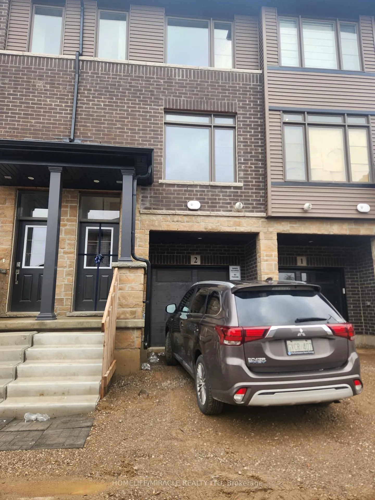Photo 2 of Unit 2, 106 Court Drive, Brant, Paris — HOMEH