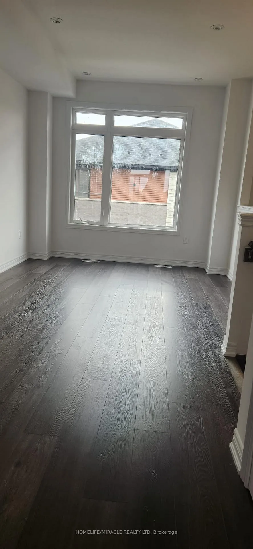 Photo 18 of Unit 2, 106 Court Drive, Brant, Paris — HOMEH