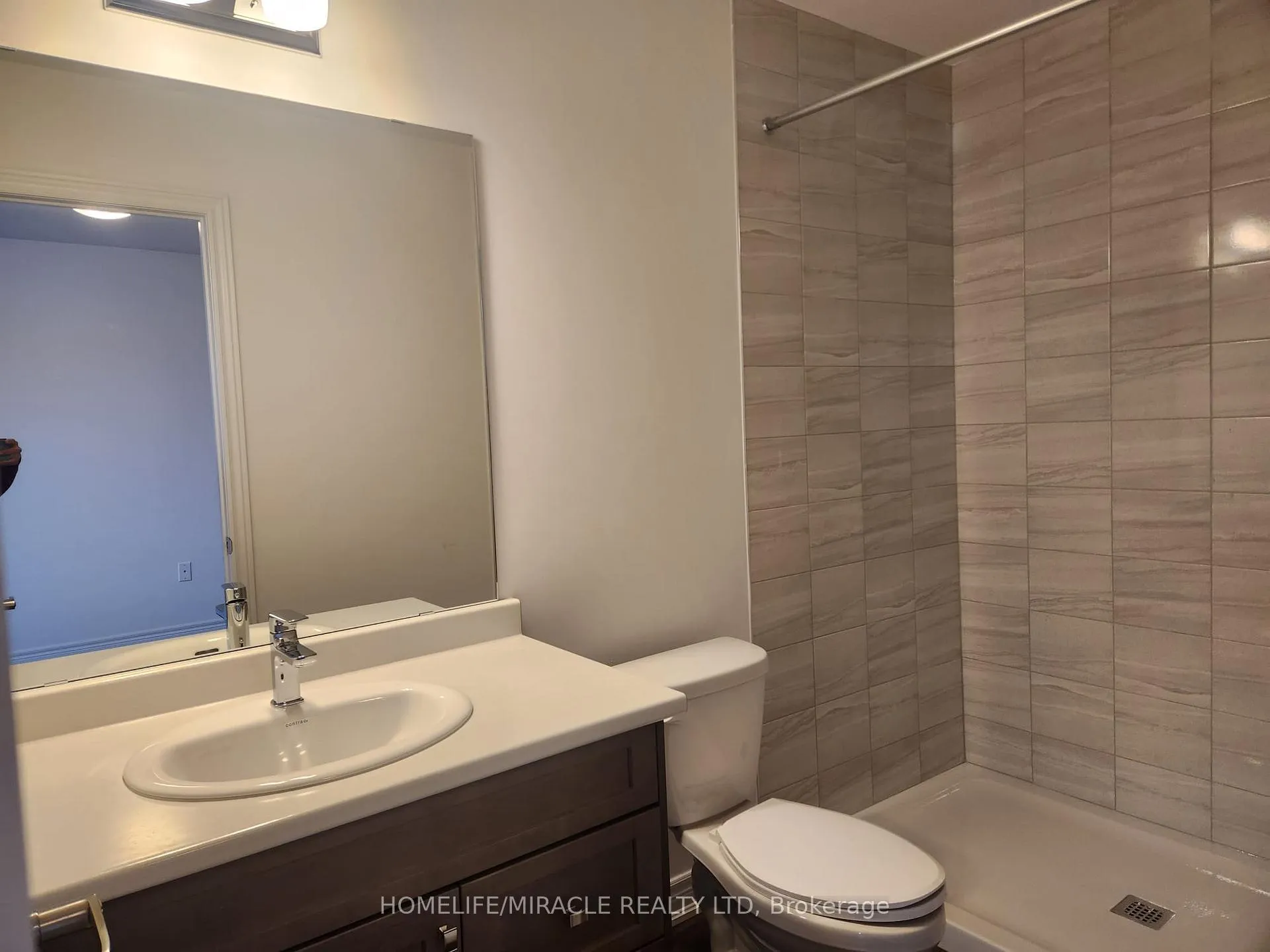 Photo 31 of Unit 2, 106 Court Drive, Brant, Paris — HOMEH