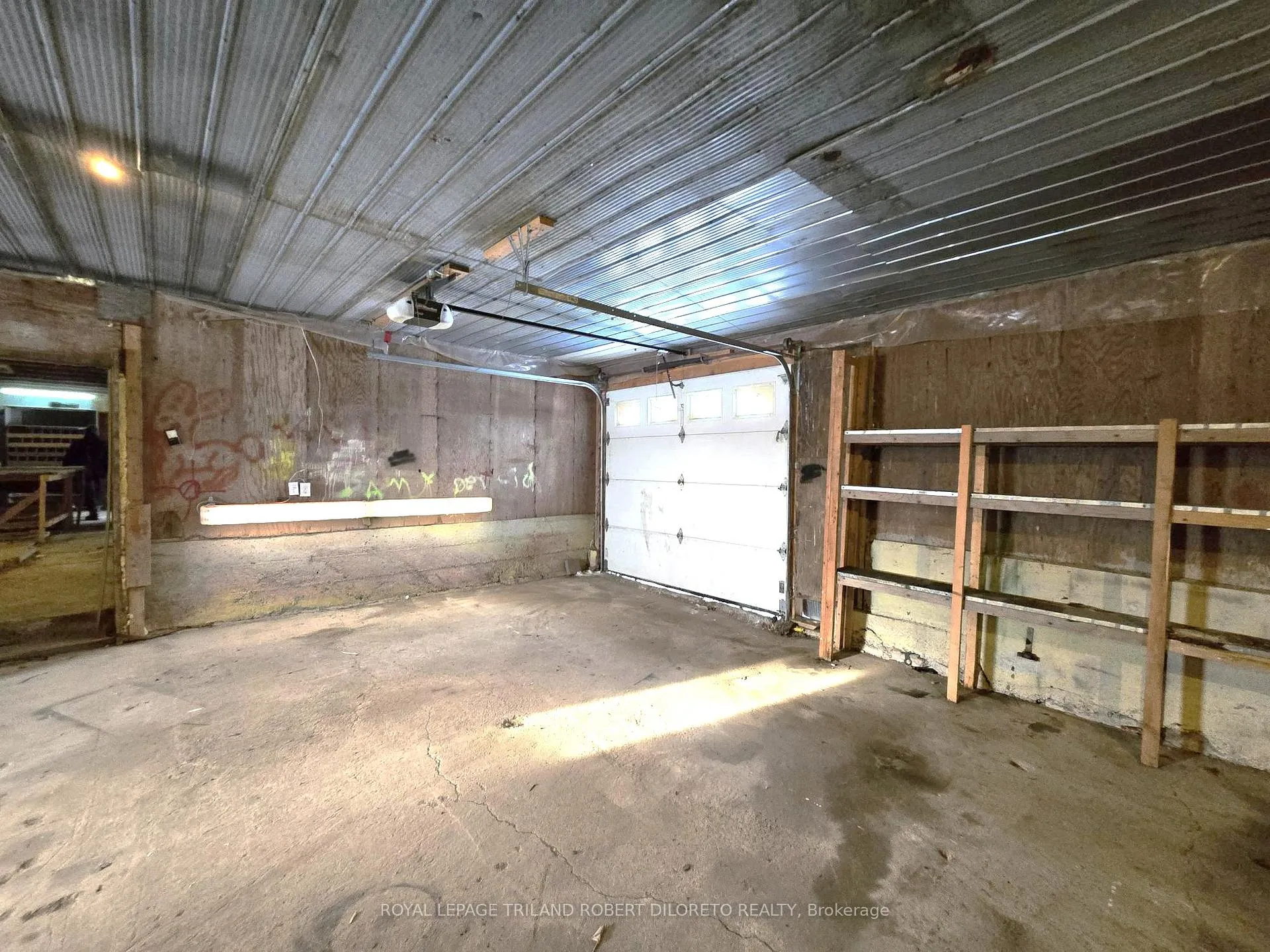 Photo 14 of 21477 Springfield Road, Southwest Middlesex, Rural Southwest Middlesex — HOMEH