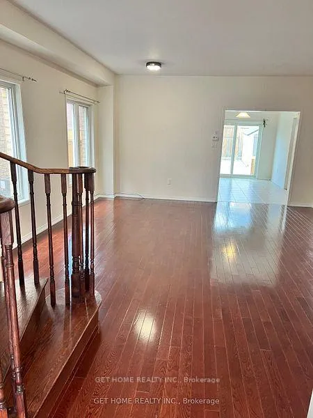 Photo 3 of 1708 Douglas Langtree Drive, Oshawa, Taunton — HOMEH