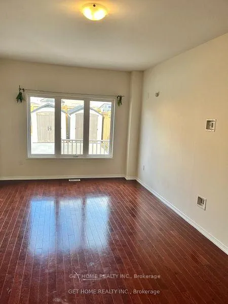 Photo 5 of 1708 Douglas Langtree Drive, Oshawa, Taunton — HOMEH