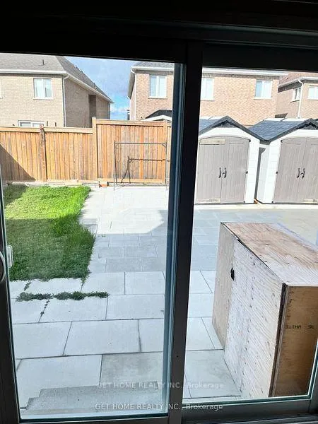 Photo 7 of 1708 Douglas Langtree Drive, Oshawa, Taunton — HOMEH