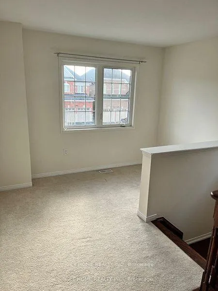 Photo 11 of 1708 Douglas Langtree Drive, Oshawa, Taunton — HOMEH