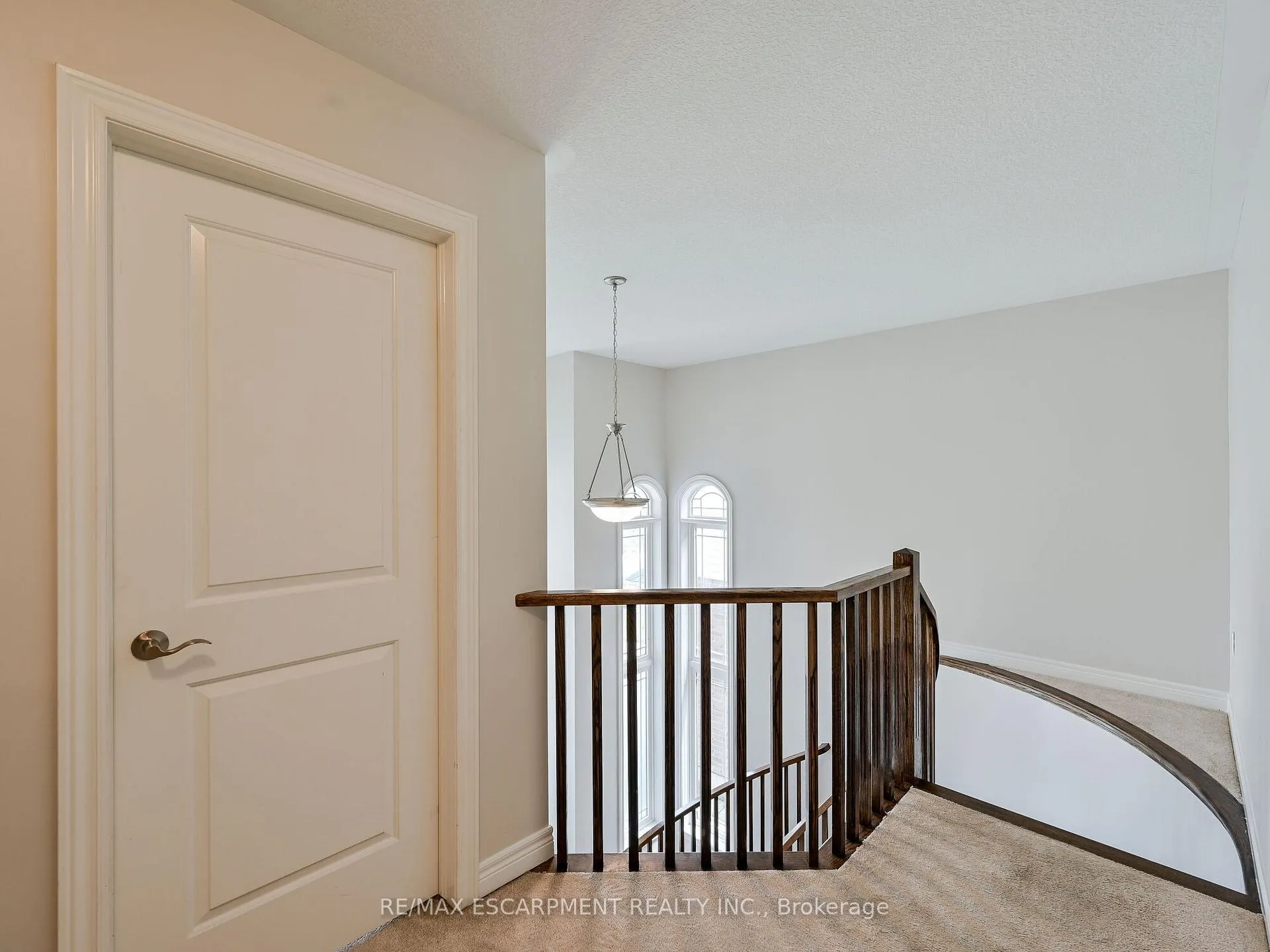 Photo 19 of 56 Dolomiti Court, Hamilton, Rural Glanbrook — HOMEH