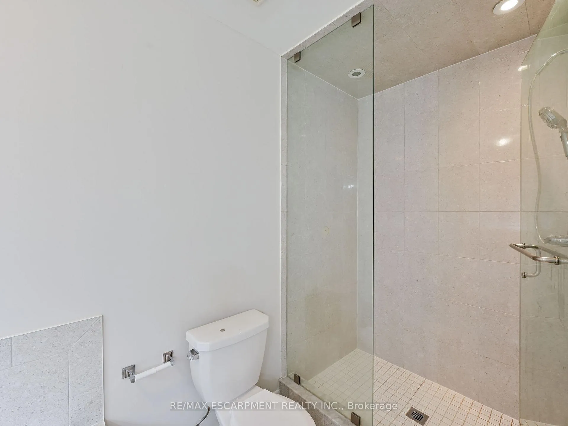 Photo 23 of 56 Dolomiti Court, Hamilton, Rural Glanbrook — HOMEH