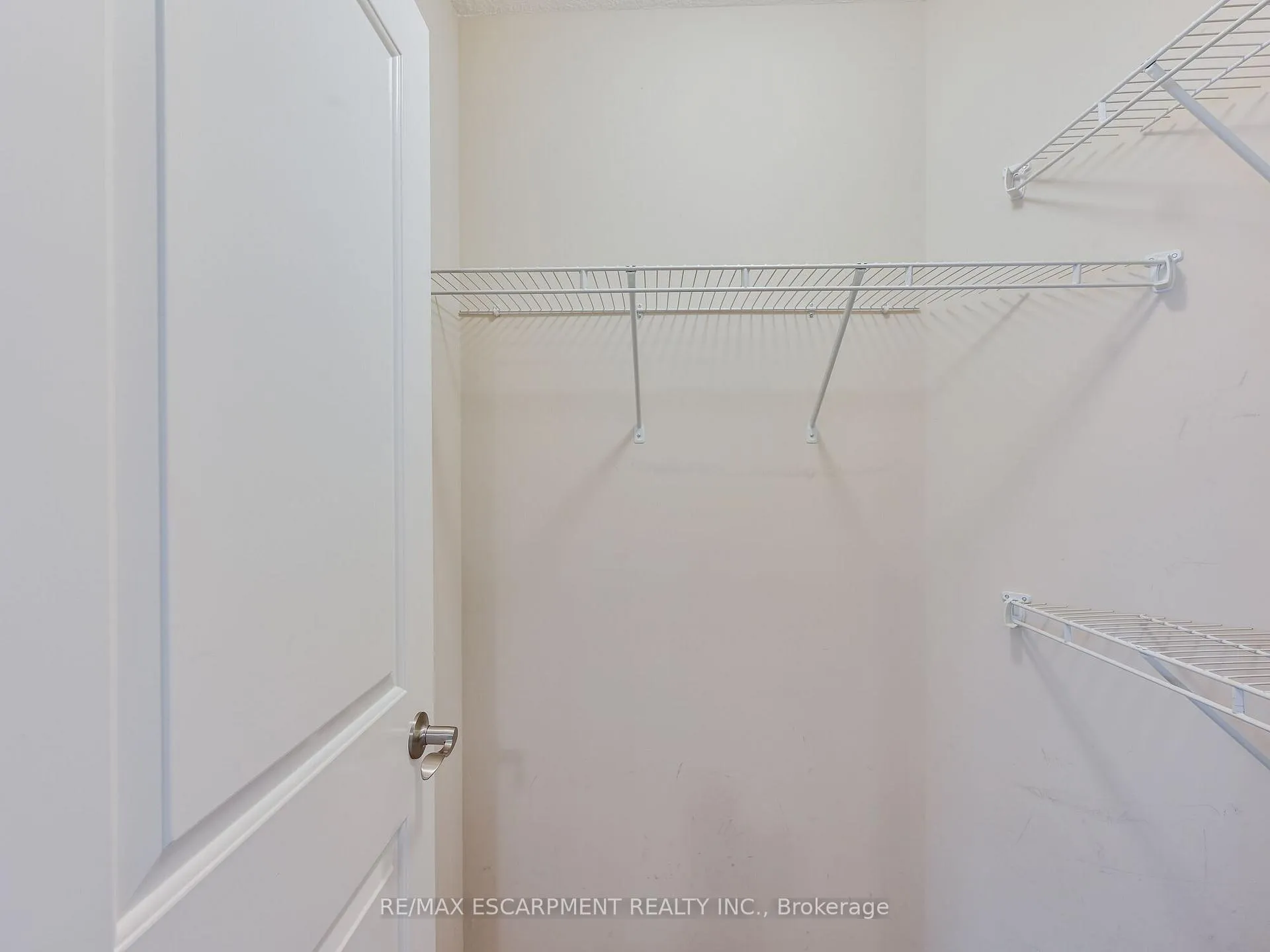 Photo 28 of 56 Dolomiti Court, Hamilton, Rural Glanbrook — HOMEH