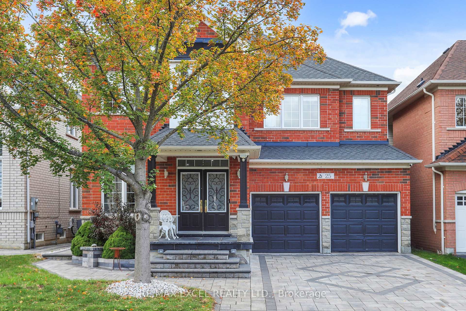 Photo 1 of 25 Lundy Drive, Markham, Box Grove — HOMEH