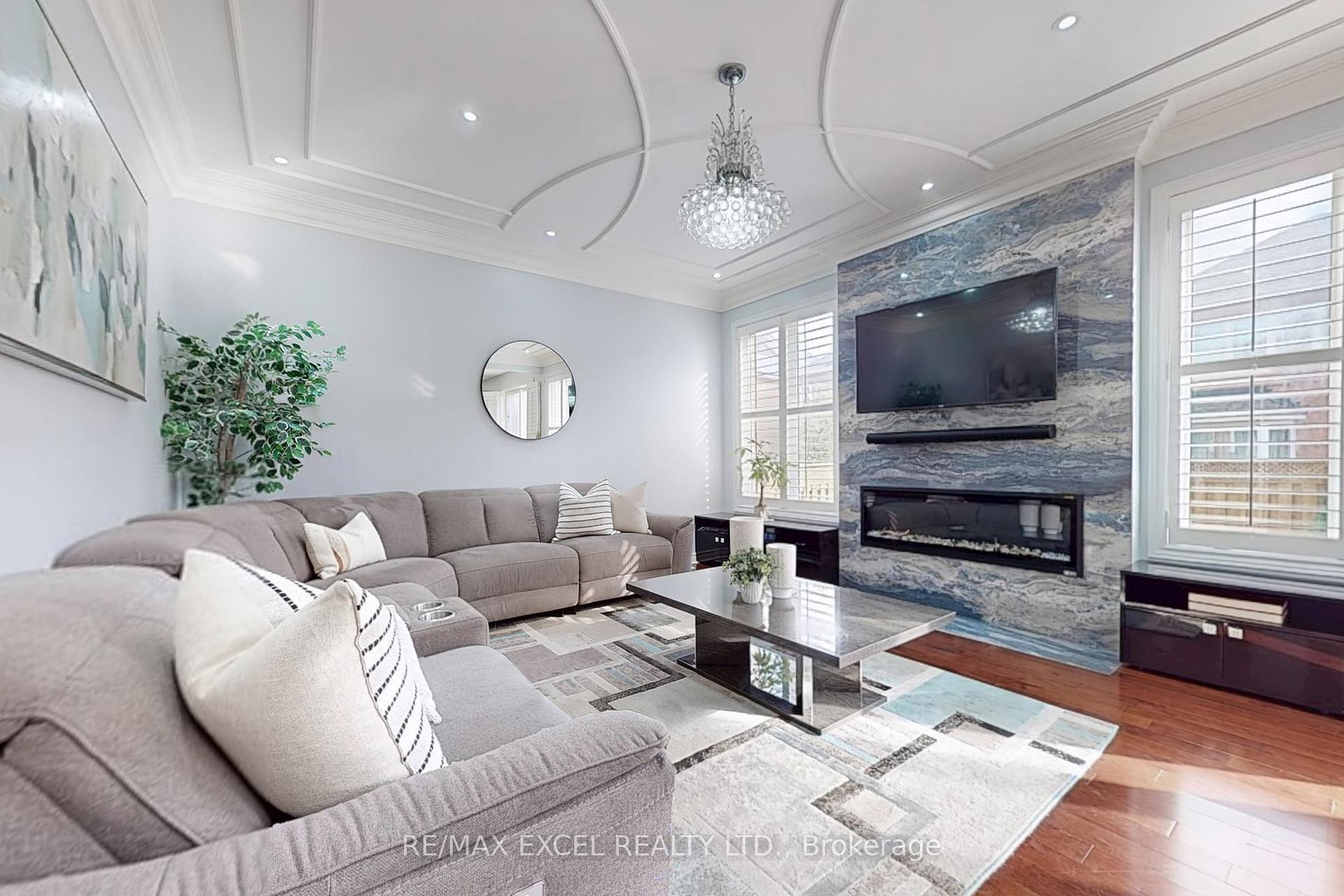 Photo 7 of 25 Lundy Drive, Markham, Box Grove — HOMEH