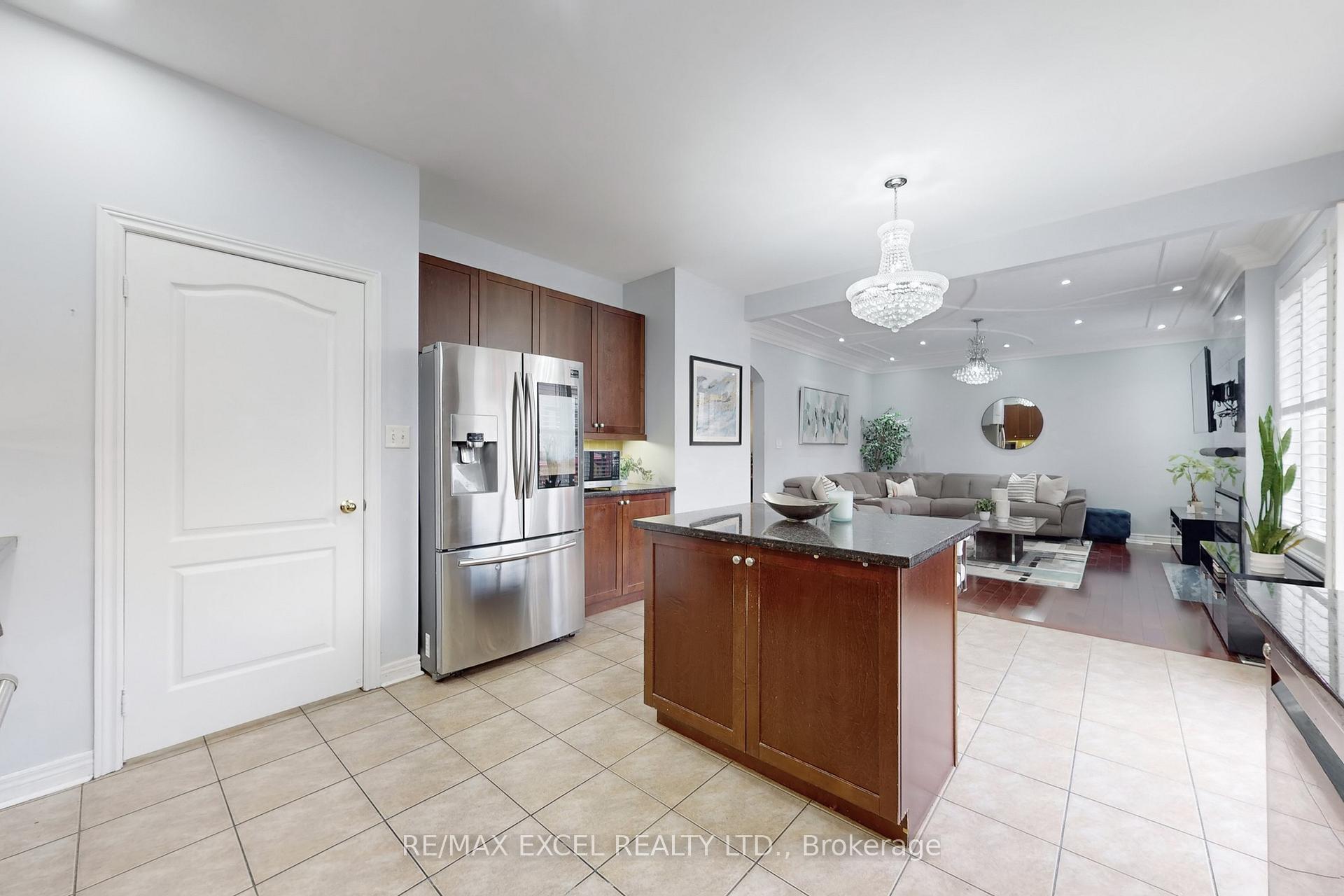 Photo 16 of 25 Lundy Drive, Markham, Box Grove — HOMEH
