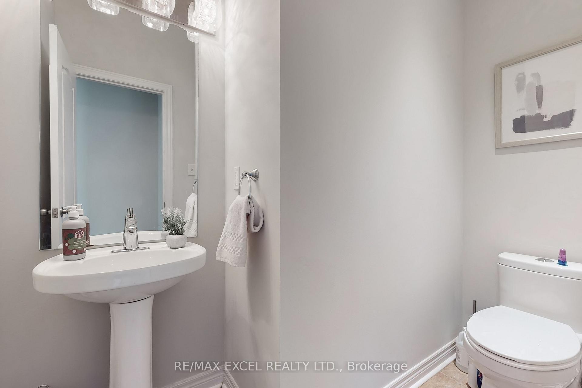 Photo 17 of 25 Lundy Drive, Markham, Box Grove — HOMEH