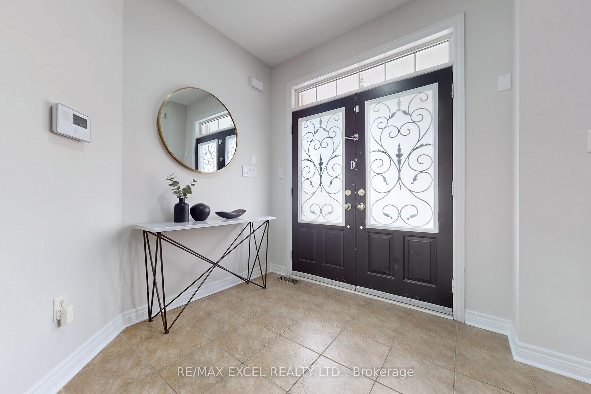 Photo 18 of 25 Lundy Drive, Markham, Box Grove — HOMEH