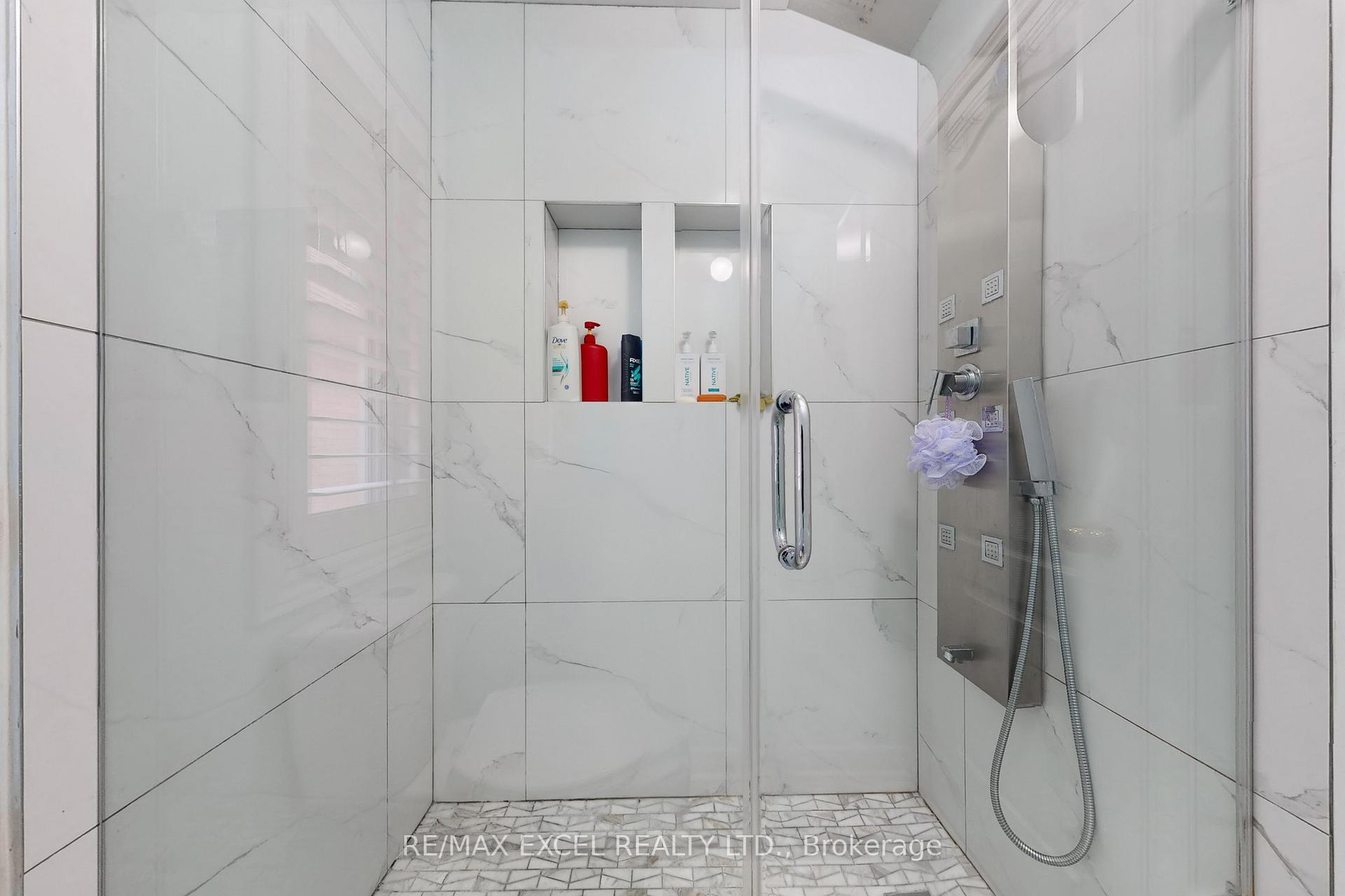 Photo 30 of 25 Lundy Drive, Markham, Box Grove — HOMEH