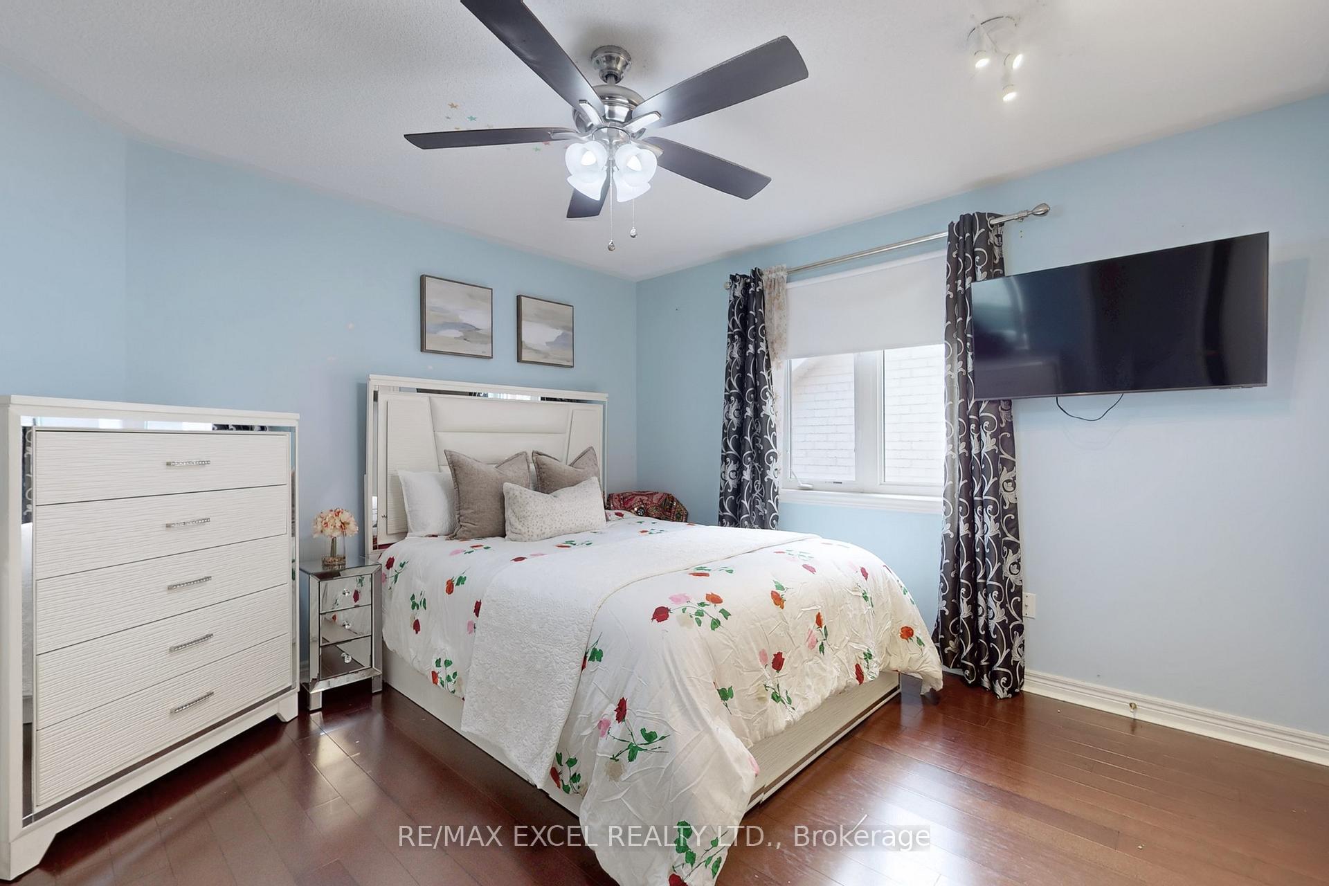 Photo 32 of 25 Lundy Drive, Markham, Box Grove — HOMEH