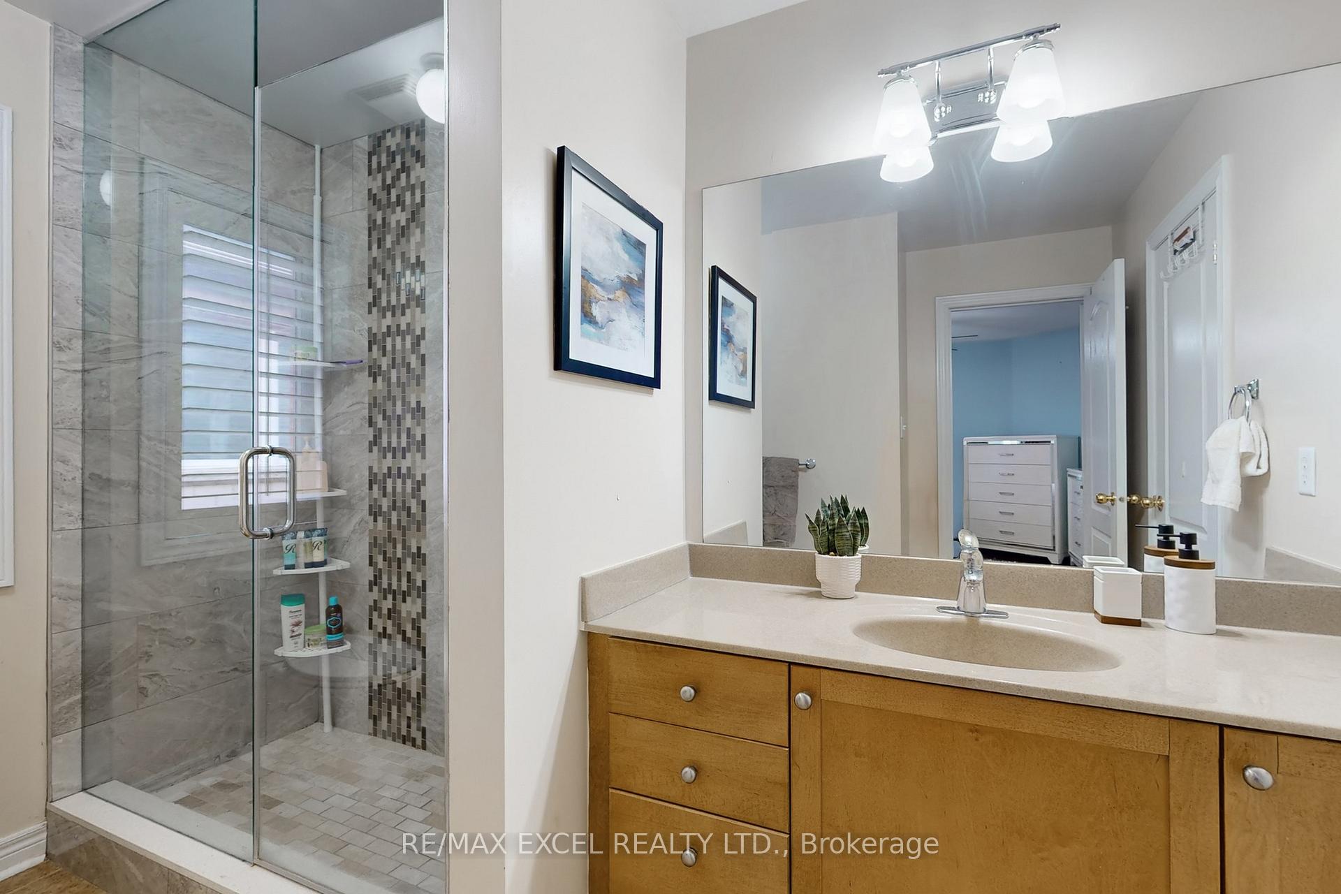 Photo 33 of 25 Lundy Drive, Markham, Box Grove — HOMEH