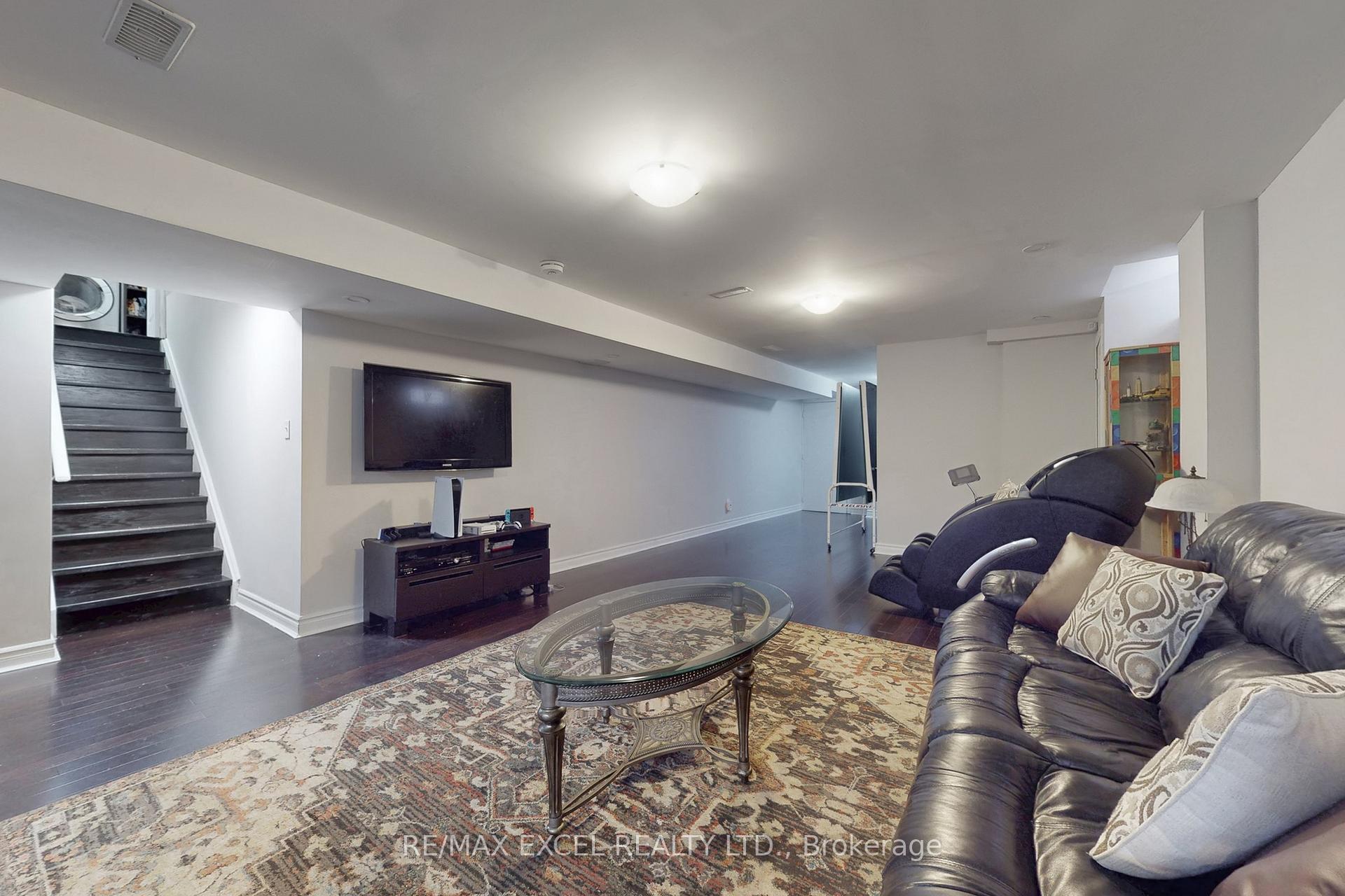 Photo 36 of 25 Lundy Drive, Markham, Box Grove — HOMEH