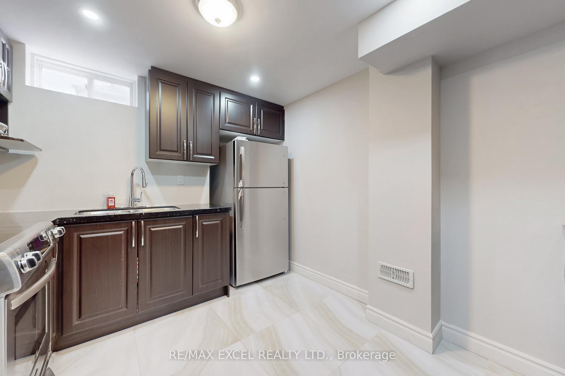 Photo 38 of 25 Lundy Drive, Markham, Box Grove — HOMEH