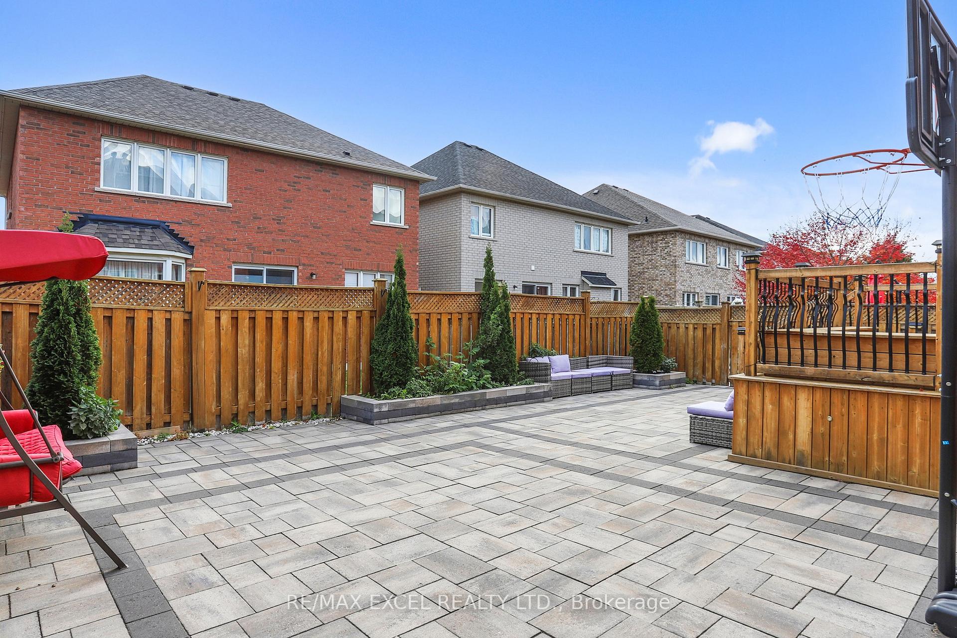 Photo 45 of 25 Lundy Drive, Markham, Box Grove — HOMEH