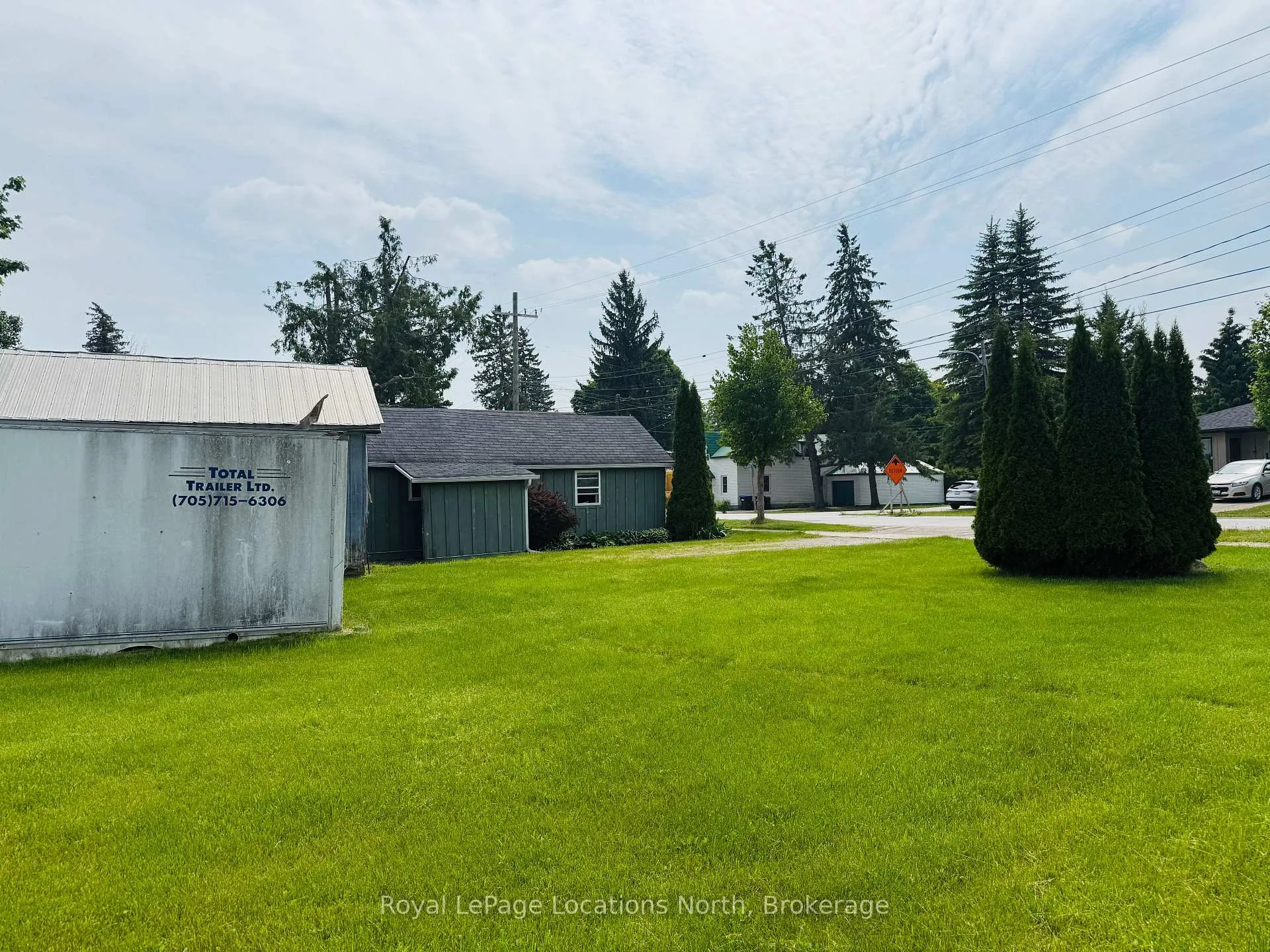 Photo 3 of 177 Collingwood Street, Clearview, Creemore — HOMEH
