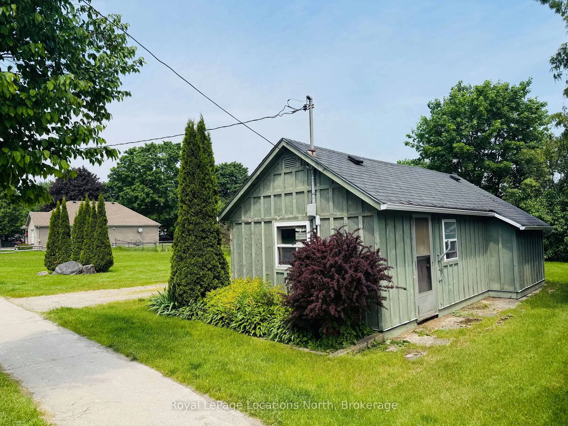 Photo 6 of 177 Collingwood Street, Clearview, Creemore — HOMEH