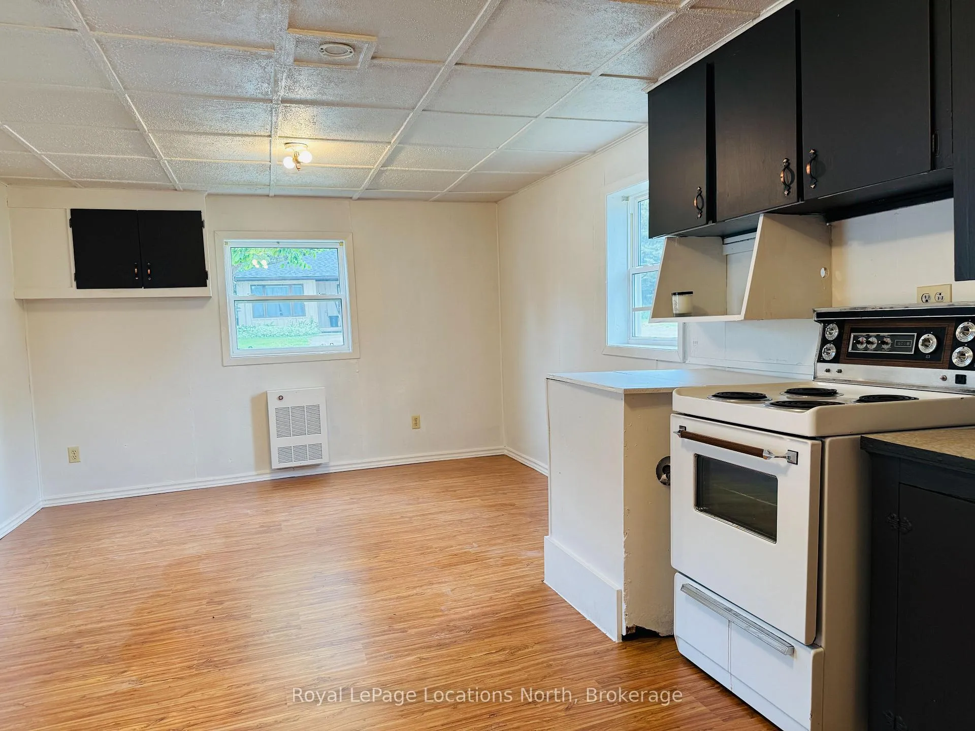 Photo 18 of 177 Collingwood Street, Clearview, Creemore — HOMEH