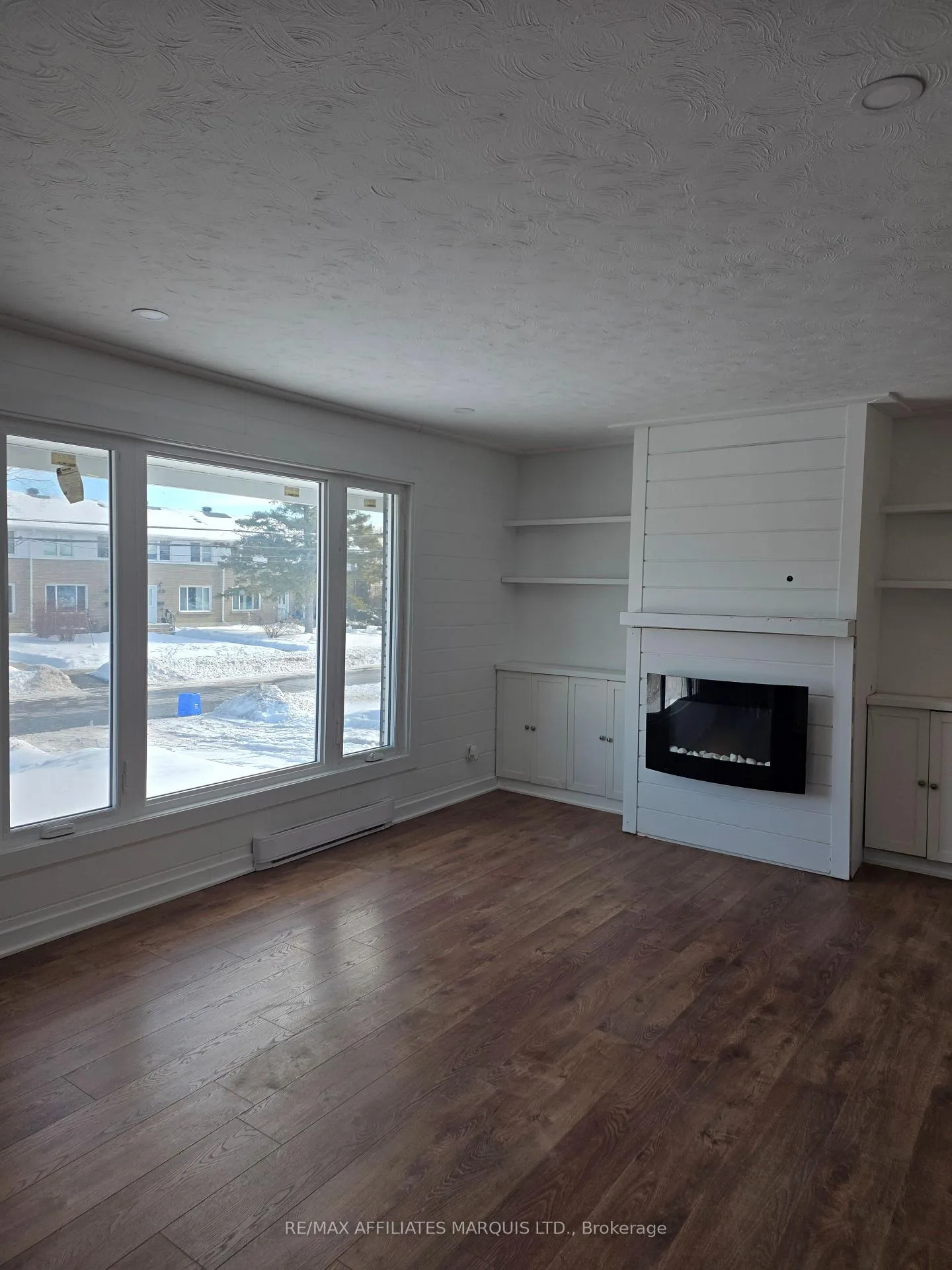 Photo 6 of 1340 Alfred Street, Cornwall — HOMEH