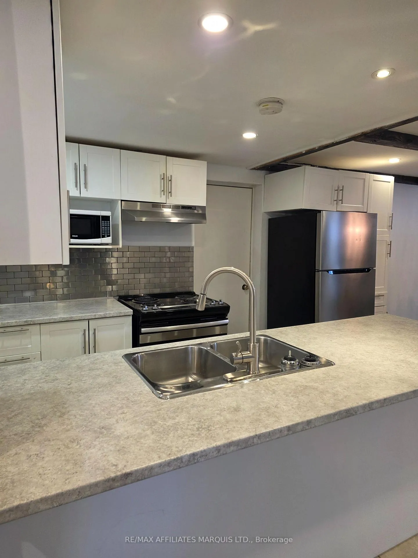 Photo 23 of 1340 Alfred Street, Cornwall — HOMEH
