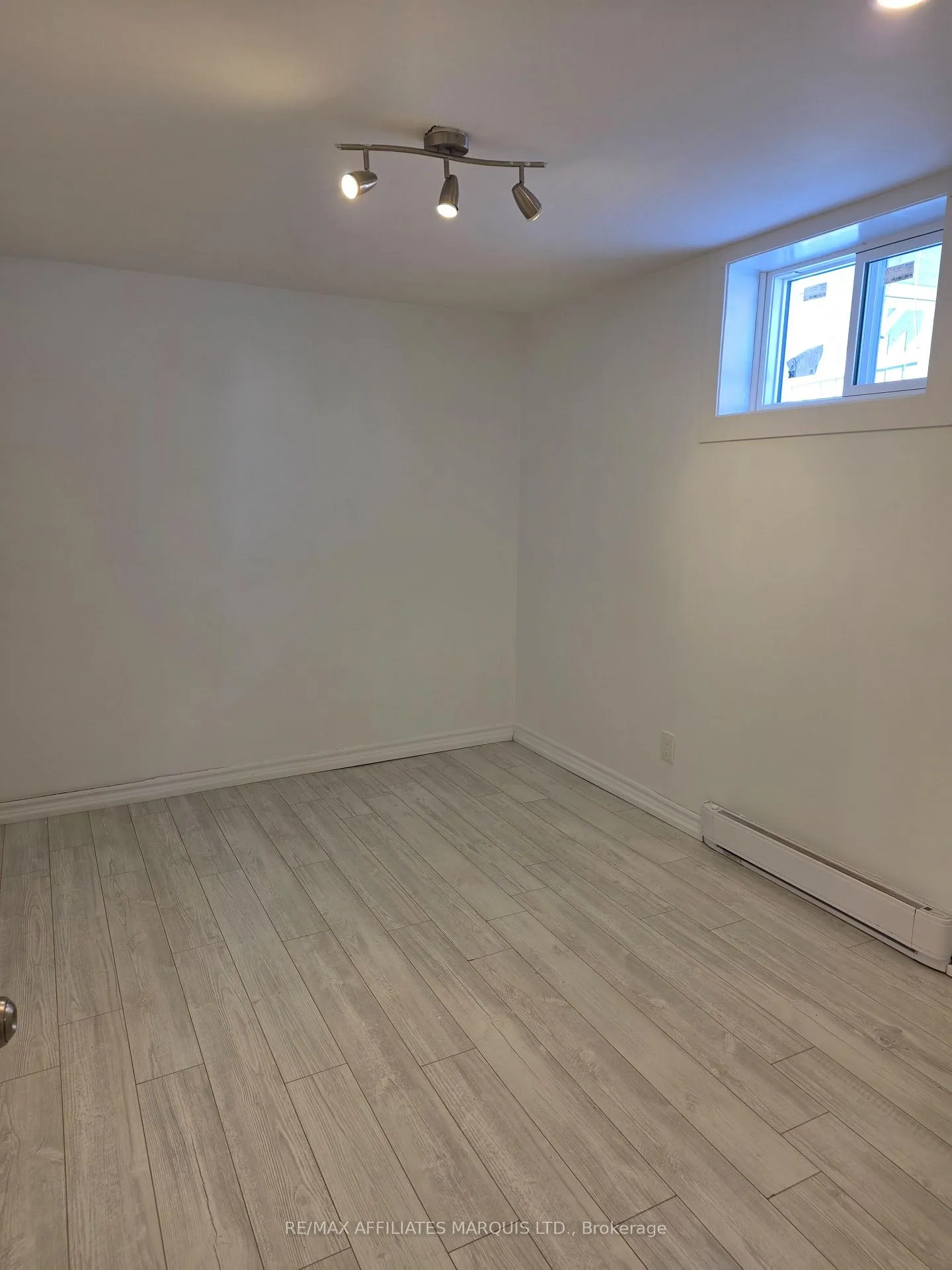 Photo 26 of 1340 Alfred Street, Cornwall — HOMEH