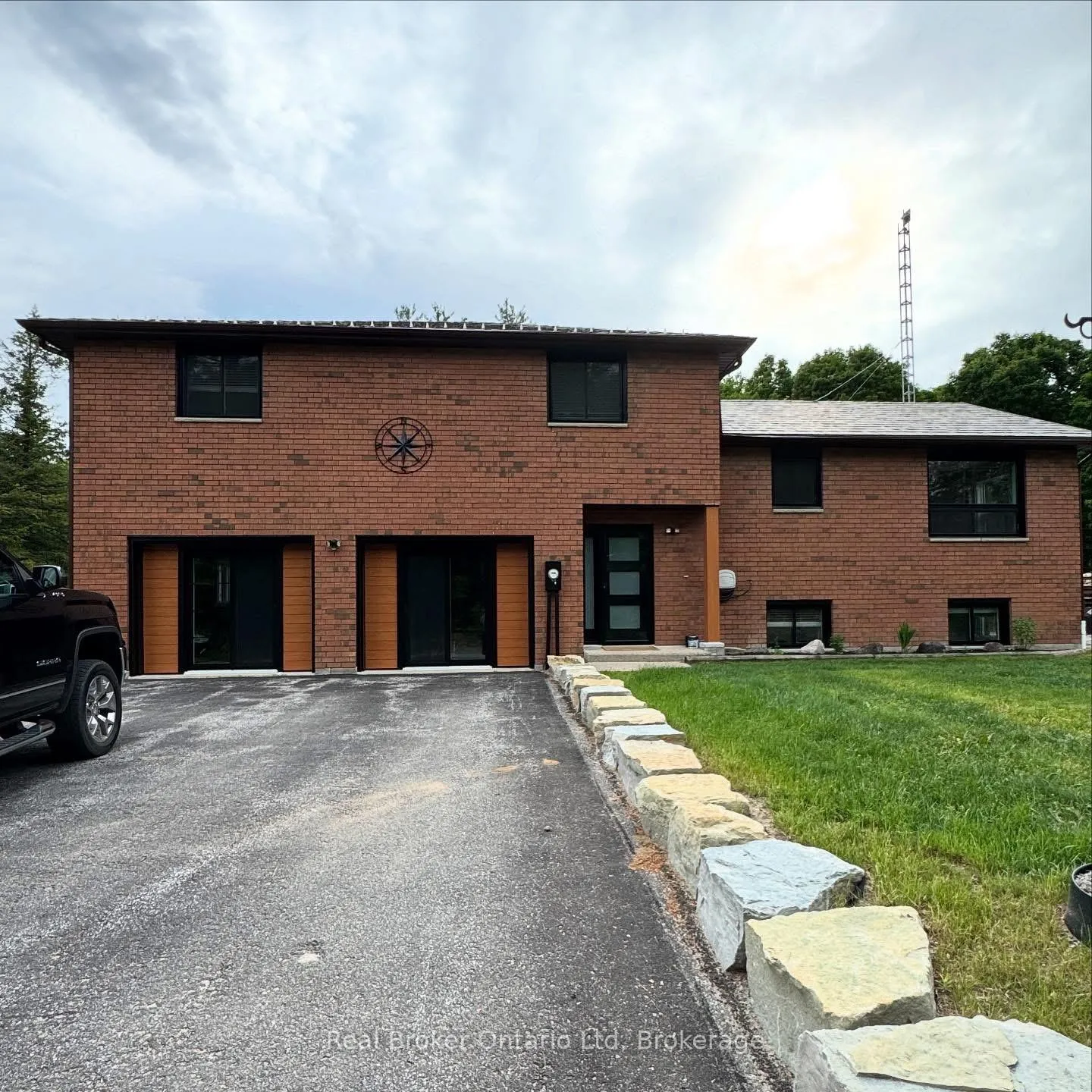 Photo 1 of Unit Basement, 1819 Old Second Road S, Springwater, Rural Springwater — HOMEH