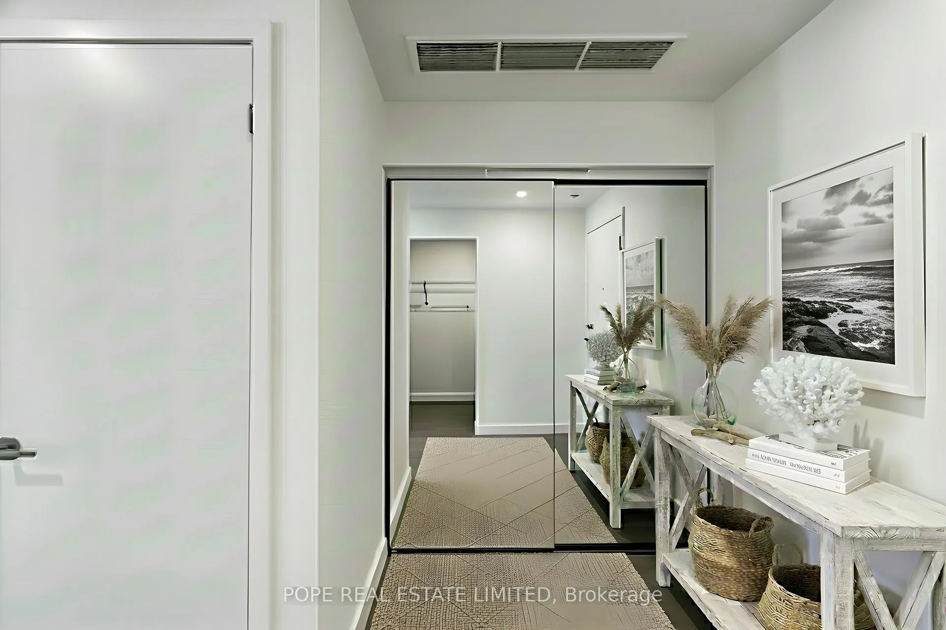 Photo 5 of Unit 1104, 1050 Eastern Avenue, Toronto, Greenwood-Coxwell — HOMEH