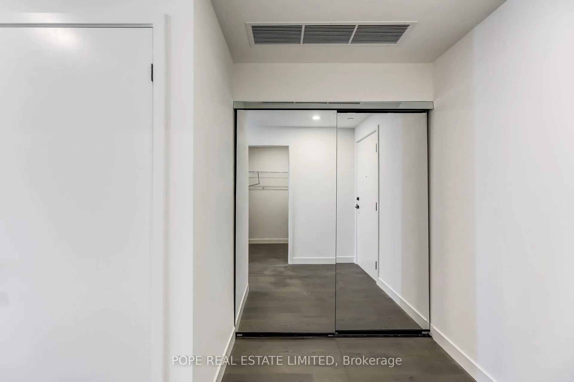 Photo 13 of Unit 1104, 1050 Eastern Avenue, Toronto, Greenwood-Coxwell — HOMEH