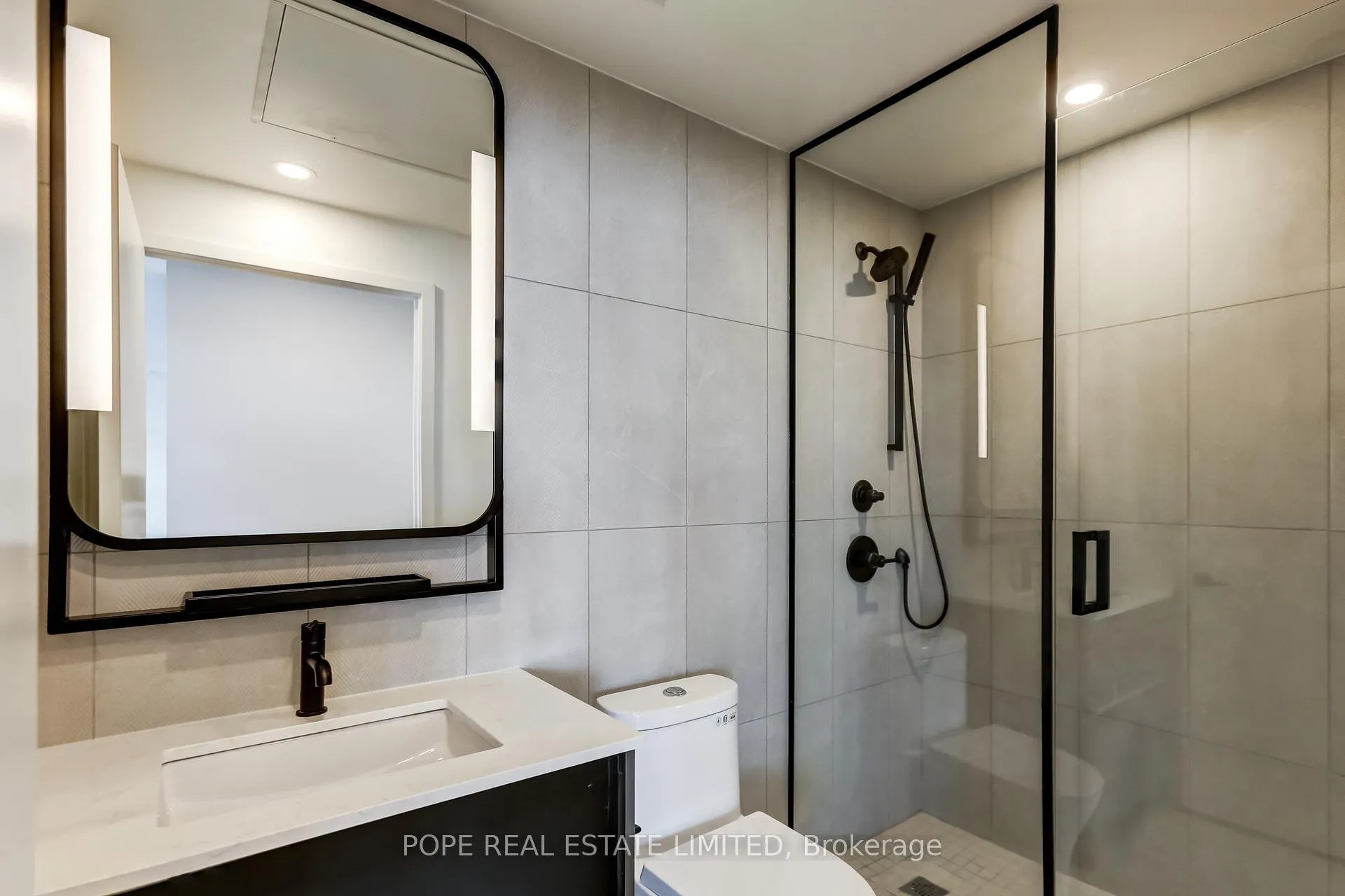 Photo 32 of Unit 1104, 1050 Eastern Avenue, Toronto, Greenwood-Coxwell — HOMEH
