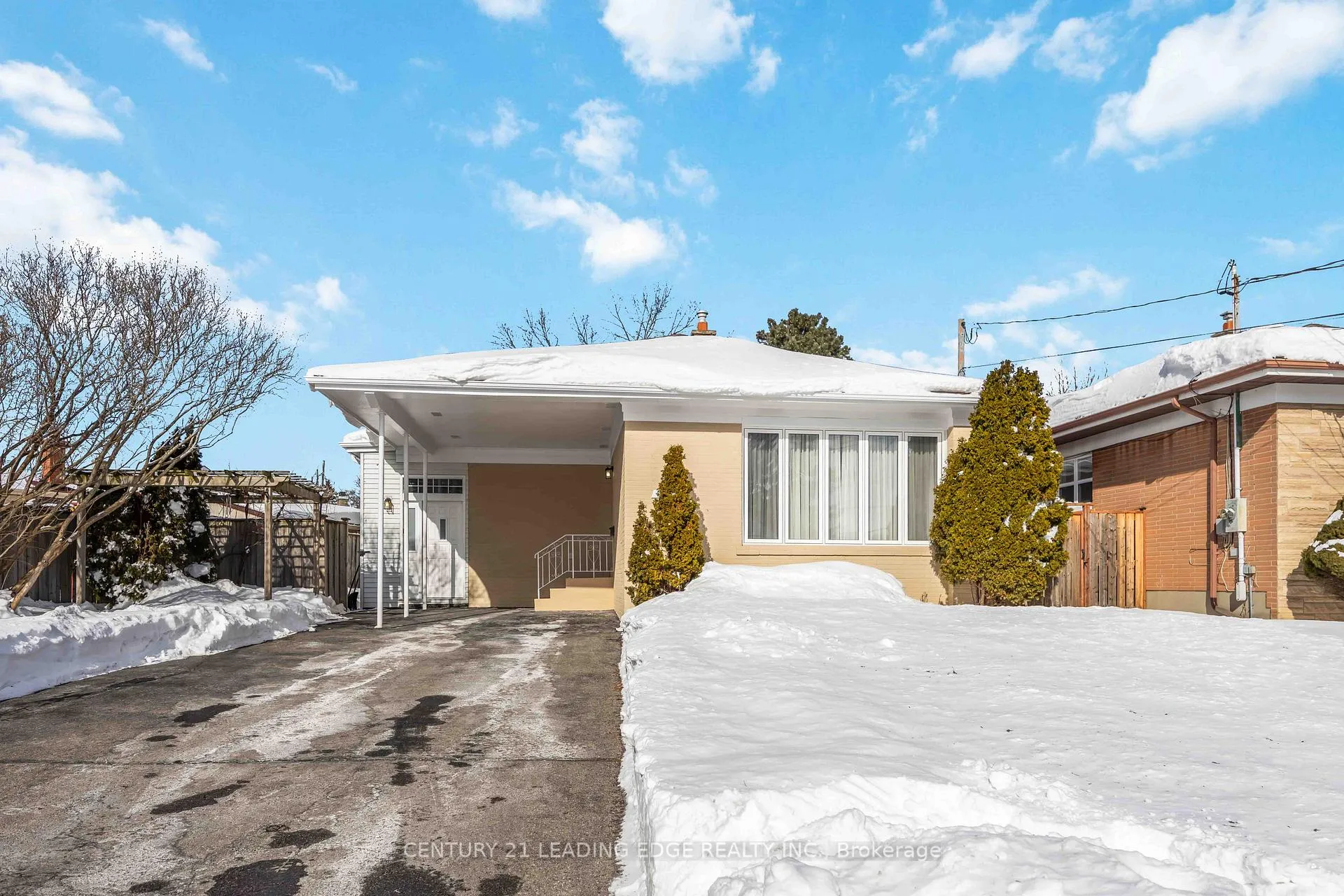 Photo 1 of 12 Arnprior Road, Scarborough, Bendale — HOMEH
