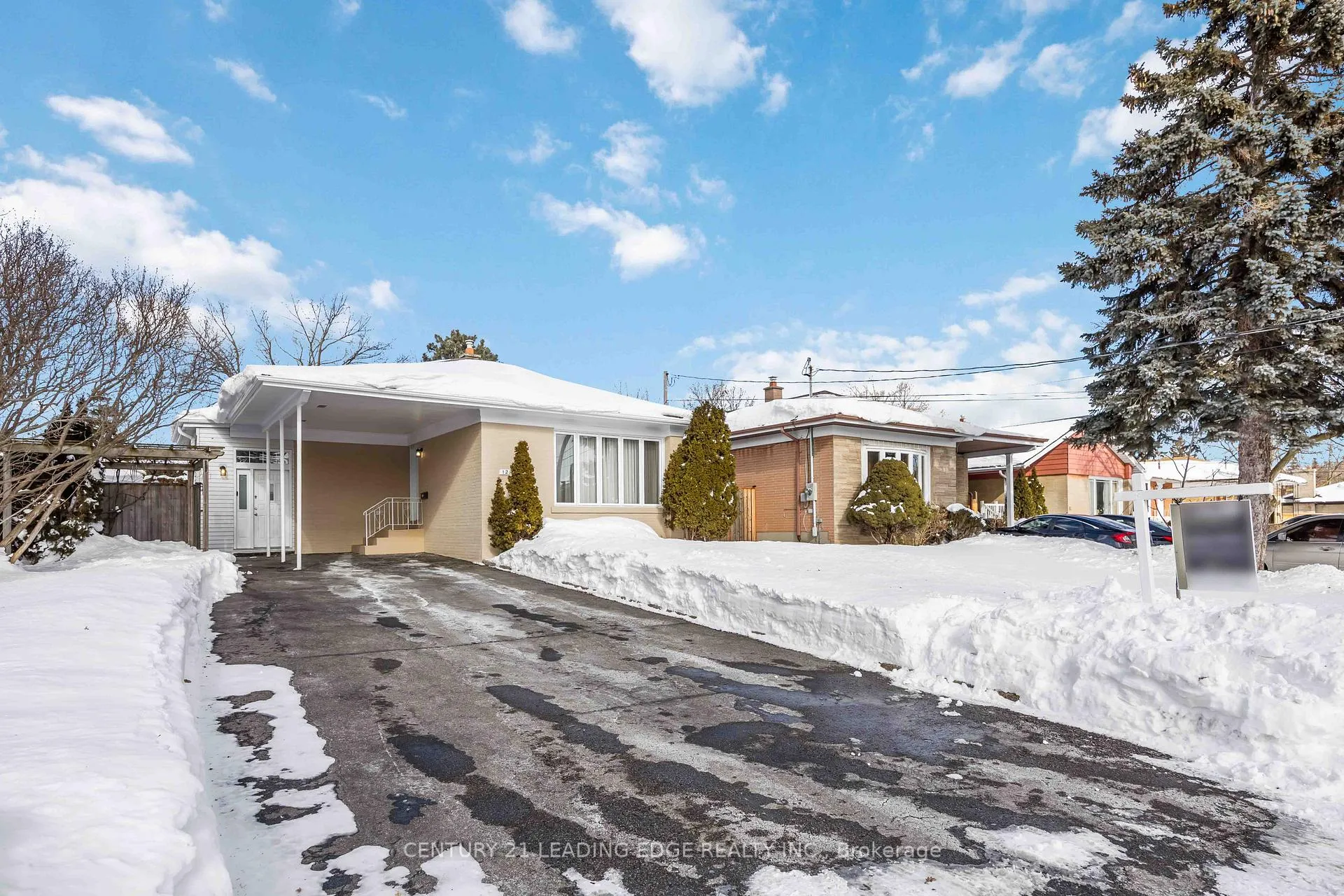 Photo 2 of 12 Arnprior Road, Scarborough, Bendale — HOMEH