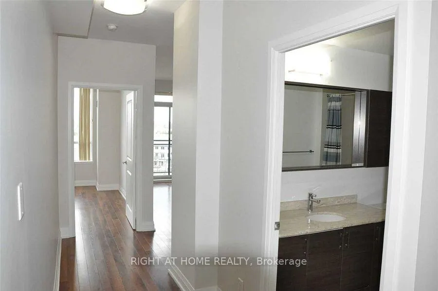 Photo 7 of Unit 712, 75 North Park Road, Vaughan, Beverley Glen — HOMEH