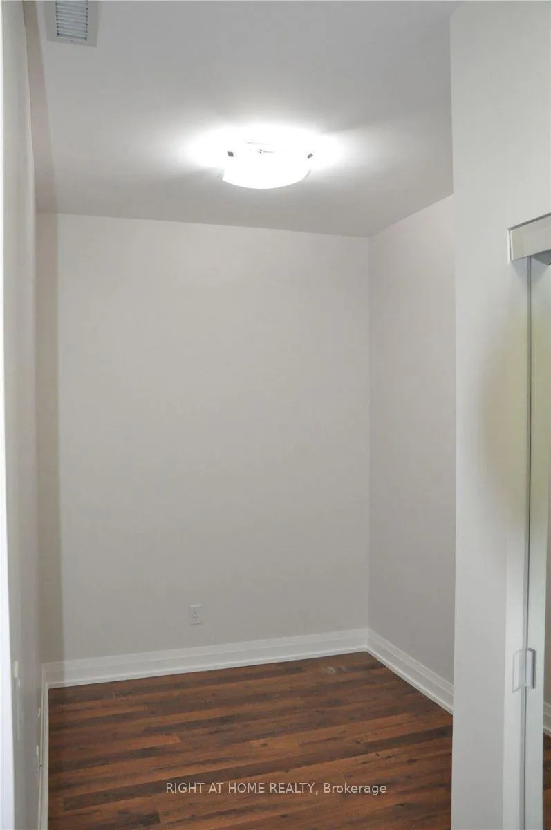 Photo 9 of Unit 712, 75 North Park Road, Vaughan, Beverley Glen — HOMEH
