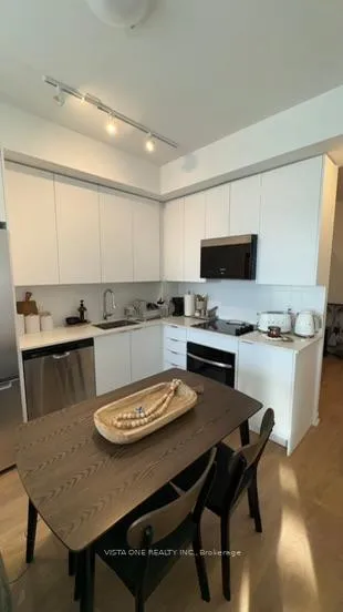Photo 3 of Unit 2021, 10 Abeja Avenue, Vaughan, Concord — HOMEH